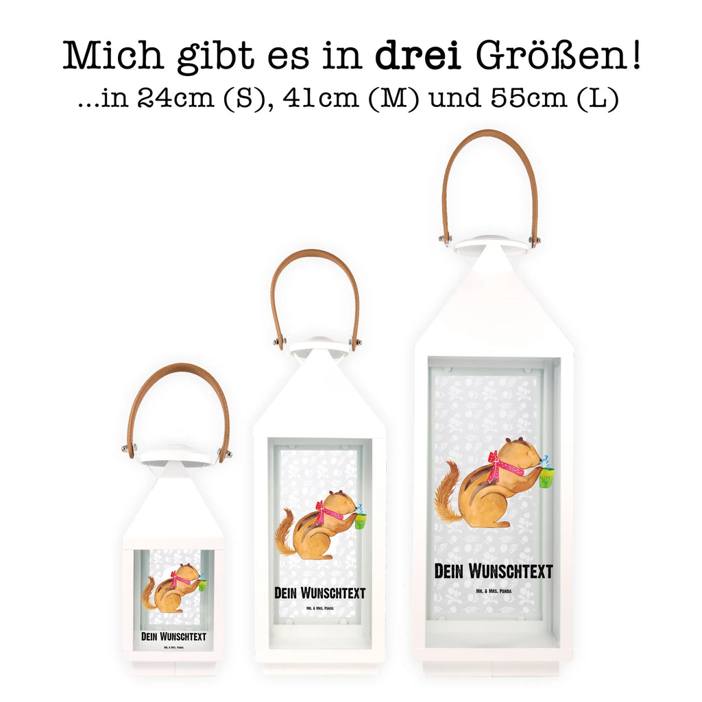 Personalisierte Deko Laterne Eichhörnchen Smoothie Gartenlaterne Personalisiert, Rustikale Laterne Mit Namensgravur, Personalisierte Deko Laterne, Moderne Laterne Mit Namen, Laterne Mit Blumenmotiv Und Wunschname, Pastellfarbene Laterne Mit Namensdruck, Beleuchtete Laterne Mit Namen, Laternen-Set Personalisiert, Terrasse-Laterne Mit Wunschnamen, Deko Laterne Mit Namen, Wetterfeste Laterne Mit Wunschname, Spiegelglas-Laterne Mit Namensdruck, Laterne Mit Griff Und Wunschname, Hängelaterne Deko Mit Namen, Stellbare Laterne Mit Namen, Windlichtlaterne Mit Namensgravur, Lichterkettenlaterne Mit Namen, Romantische Laterne Mit Wunschname, Shabby-Chic-Laterne Mit Wunschname, Skandinavische Laterne Mit Namen, Outdoor-Laterne Mit Wunschname, Hängelaterne Mit Namensgravur, Kerzenlaterne Mit Namensdruck, Laterne Deko Mit Namen, Kleine Laterne Mit Namensdruck, Landhausstil-Laterne Mit Namen, LED-Laterne Mit Namensgravur, Metalllaterne Mit Namen, Orientalische Laterne Mit Namensdruck, Laternenwindlicht Mit Namen, Tischlaterne Mit Wunschname, Klassische Laterne Mit Namensgravur, Motivlaterne Mit Namensgravur, XXL-Laterne Mit Wunschname, Glaslaterne Mit Wunschname, Dekolaterne Mit Wunschname, Lichterlaterne Mit Wunschname, Vintage-Laterne Personalisiert, Maritim-Laterne Mit Wunschname, Holzlaterne Mit Namensdruck, Minimalistische Laterne Mit Namen, Teelichthalter Laterne Mit Wunschname, Innenraum-Laterne Mit Namen, Laterne Mit Sternenmuster Und Namen, Weiße Laterne Mit Wunschname, Tiermotive, Gute Laune, lustige Sprüche, Tiere, Streifenhörnchen, Abnehmen, Diät, Green Smoothies, Eichhörnchen