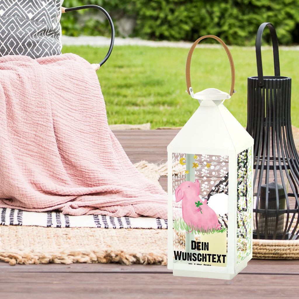 Personalisierte Deko Laterne Schwein Glück Gartenlampe, Gartenleuchte, Gartendekoration, Gartenlicht, Laterne kleine Laternen, XXL Laternen, Laterne groß, Tiermotive, Gute Laune, lustige Sprüche, Tiere, Glücksschwein. Glück, Schwein, Schweinchen, Sterne, Sernchen, Ziele, Träume, Motivation, Glücksbringer