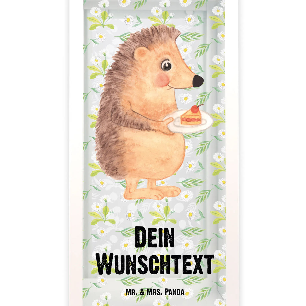 Personalisierte Deko Laterne Igel mit Kuchenstück LED-Laterne Mit Namensgravur, Vintage-Laterne Personalisiert, Minimalistische Laterne Mit Namen, Holzlaterne Mit Namensdruck, Motivlaterne Mit Namensgravur, Skandinavische Laterne Mit Namen, Romantische Laterne Mit Wunschname, Outdoor-Laterne Mit Wunschname, XXL-Laterne Mit Wunschname, Shabby-Chic-Laterne Mit Wunschname, Laterne Mit Sternenmuster Und Namen, Teelichthalter Laterne Mit Wunschname, Wetterfeste Laterne Mit Wunschname, Landhausstil-Laterne Mit Namen, Hängelaterne Deko Mit Namen, Kleine Laterne Mit Namensdruck, Klassische Laterne Mit Namensgravur, Laternenwindlicht Mit Namen, Stellbare Laterne Mit Namen, Hängeleuchte, Windlichtlaterne Mit Namensgravur, Glaslaterne Mit Wunschname, Maritim-Laterne Mit Wunschname, Kerzenlaterne Mit Namensdruck, Spiegelglas-Laterne Mit Namensdruck, Lichterkettenlaterne Mit Namen, Gartenlaterne Personalisiert, Leuchten, Personalisierte Deko Laterne, Rustikale Laterne Mit Namensgravur, Lichterlaterne Mit Wunschname, Dekolaterne Mit Wunschname, Orientalische Laterne Mit Namensdruck, Moderne Laterne Mit Namen, Laternen-Set Personalisiert, Laterne Mit Blumenmotiv Und Wunschname, Metalllaterne Mit Namen, Deko Laterne Mit Namen, Laterne Mit Griff Und Wunschname, Pastellfarbene Laterne Mit Namensdruck, Terrasse-Laterne Mit Wunschnamen, Tischlaterne Mit Wunschname, Deko Laterne, Weiße Laterne Mit Wunschname, Innenraum-Laterne Mit Namen, Hängelaterne Mit Namensgravur, Laterne Deko Mit Namen, Windlicht, Beleuchtete Laterne Mit Namen, Metall Laterne, Lustige Sprüche, Tiere, Tiermotive, Gute Laune, Einladung Party, Geburtstagskuchen, Kuchen Backen, Torte, Igel, Backen Geschenk, Essen Spruch, Kuchen