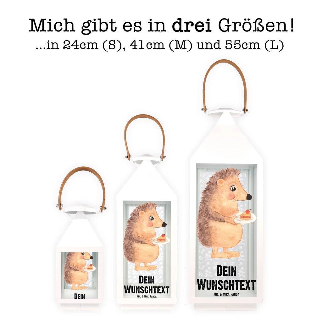 Personalisierte Deko Laterne Igel mit Kuchenstück LED-Laterne Mit Namensgravur, Vintage-Laterne Personalisiert, Minimalistische Laterne Mit Namen, Holzlaterne Mit Namensdruck, Motivlaterne Mit Namensgravur, Skandinavische Laterne Mit Namen, Romantische Laterne Mit Wunschname, Outdoor-Laterne Mit Wunschname, XXL-Laterne Mit Wunschname, Shabby-Chic-Laterne Mit Wunschname, Laterne Mit Sternenmuster Und Namen, Teelichthalter Laterne Mit Wunschname, Wetterfeste Laterne Mit Wunschname, Landhausstil-Laterne Mit Namen, Hängelaterne Deko Mit Namen, Kleine Laterne Mit Namensdruck, Klassische Laterne Mit Namensgravur, Laternenwindlicht Mit Namen, Stellbare Laterne Mit Namen, Hängeleuchte, Windlichtlaterne Mit Namensgravur, Glaslaterne Mit Wunschname, Maritim-Laterne Mit Wunschname, Kerzenlaterne Mit Namensdruck, Spiegelglas-Laterne Mit Namensdruck, Lichterkettenlaterne Mit Namen, Gartenlaterne Personalisiert, Leuchten, Personalisierte Deko Laterne, Rustikale Laterne Mit Namensgravur, Lichterlaterne Mit Wunschname, Dekolaterne Mit Wunschname, Orientalische Laterne Mit Namensdruck, Moderne Laterne Mit Namen, Laternen-Set Personalisiert, Laterne Mit Blumenmotiv Und Wunschname, Metalllaterne Mit Namen, Deko Laterne Mit Namen, Laterne Mit Griff Und Wunschname, Pastellfarbene Laterne Mit Namensdruck, Terrasse-Laterne Mit Wunschnamen, Tischlaterne Mit Wunschname, Deko Laterne, Weiße Laterne Mit Wunschname, Innenraum-Laterne Mit Namen, Hängelaterne Mit Namensgravur, Laterne Deko Mit Namen, Windlicht, Beleuchtete Laterne Mit Namen, Metall Laterne, Lustige Sprüche, Tiere, Tiermotive, Gute Laune, Einladung Party, Geburtstagskuchen, Kuchen Backen, Torte, Igel, Backen Geschenk, Essen Spruch, Kuchen