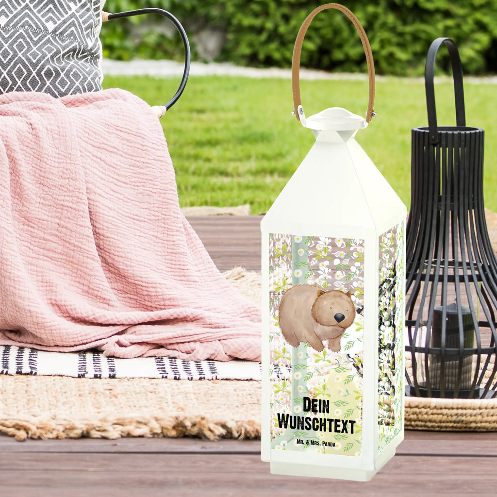 Personalisierte Deko Laterne Wombat Laterne Deko Mit Namen, Personalisierte Deko Laterne, Moderne Laterne Mit Namen, Orientalische Laterne Mit Namensdruck, Laternenwindlicht Mit Namen, Kerzenlaterne Mit Namensdruck, Vintage-Laterne Personalisiert, Tischlaterne Mit Wunschname, Lichterkettenlaterne Mit Namen, Teelichthalter Laterne Mit Wunschname, XXL-Laterne Mit Wunschname, Lichterlaterne Mit Wunschname, Motivlaterne Mit Namensgravur, Beleuchtete Laterne Mit Namen, Pastellfarbene Laterne Mit Namensdruck, Windlicht, Weiße Laterne Mit Wunschname, Deko Laterne, Laterne Mit Sternenmuster Und Namen, Dekolaterne Mit Wunschname, Outdoor-Laterne Mit Wunschname, Metalllaterne Mit Namen, Skandinavische Laterne Mit Namen, Maritim-Laterne Mit Wunschname, Glaslaterne Mit Wunschname, Innenraum-Laterne Mit Namen, Deko Laterne Mit Namen, LED-Laterne Mit Namensgravur, Laterne Mit Griff Und Wunschname, Terrasse-Laterne Mit Wunschnamen, Windlichtlaterne Mit Namensgravur, Hängelaterne Mit Namensgravur, Gartenlaterne Personalisiert, Landhausstil-Laterne Mit Namen, Minimalistische Laterne Mit Namen, Leuchten, Wetterfeste Laterne Mit Wunschname, Hängelaterne Deko Mit Namen, Metall Laterne, Spiegelglas-Laterne Mit Namensdruck, Romantische Laterne Mit Wunschname, Kleine Laterne Mit Namensdruck, Holzlaterne Mit Namensdruck, Stellbare Laterne Mit Namen, Laterne Mit Blumenmotiv Und Wunschname, Shabby-Chic-Laterne Mit Wunschname, Hängeleuchte, Klassische Laterne Mit Namensgravur, Laternen-Set Personalisiert, Rustikale Laterne Mit Namensgravur, Lustige Sprüche, Tiere, Tiermotive, Gute Laune, Das Leben Ist schön, Motivation, Australien, Spruch, Wombat