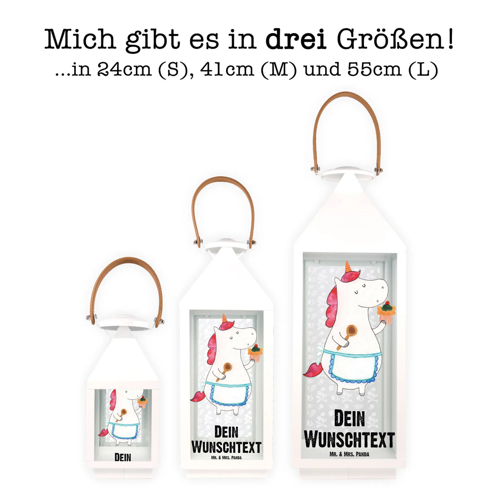 Personalisierte Deko Laterne Einhorn Küchenfee Glaslaterne Mit Wunschname, Laterne Mit Sternenmuster Und Namen, Landhausstil-Laterne Mit Namen, Romantische Laterne Mit Wunschname, LED-Laterne Mit Namensgravur, Rustikale Laterne Mit Namensgravur, Spiegelglas-Laterne Mit Namensdruck, Laterne Mit Blumenmotiv Und Wunschname, Maritim-Laterne Mit Wunschname, Laternenwindlicht Mit Namen, XXL-Laterne Mit Wunschname, Shabby-Chic-Laterne Mit Wunschname, Deko Laterne, Innenraum-Laterne Mit Namen, Motivlaterne Mit Namensgravur, Laterne Deko Mit Namen, Vintage-Laterne Personalisiert, Gartenlaterne Personalisiert, Personalisierte Deko Laterne, Moderne Laterne Mit Namen, Lichterlaterne Mit Wunschname, Metalllaterne Mit Namen, Leuchten, Windlichtlaterne Mit Namensgravur, Kleine Laterne Mit Namensdruck, Windlicht, Kerzenlaterne Mit Namensdruck, Deko Laterne Mit Namen, Pastellfarbene Laterne Mit Namensdruck, Outdoor-Laterne Mit Wunschname, Teelichthalter Laterne Mit Wunschname, Weiße Laterne Mit Wunschname, Dekolaterne Mit Wunschname, Terrasse-Laterne Mit Wunschnamen, Metall Laterne, Skandinavische Laterne Mit Namen, Hängelaterne Mit Namensgravur, Klassische Laterne Mit Namensgravur, Orientalische Laterne Mit Namensdruck, Beleuchtete Laterne Mit Namen, Minimalistische Laterne Mit Namen, Hängeleuchte, Wetterfeste Laterne Mit Wunschname, Laternen-Set Personalisiert, Tischlaterne Mit Wunschname, Hängelaterne Deko Mit Namen, Lichterkettenlaterne Mit Namen, Laterne Mit Griff Und Wunschname, Stellbare Laterne Mit Namen, Holzlaterne Mit Namensdruck, Unicorn, Einhorn, Einhörner, Einhorn Deko, Torte, Träumen, Bäckerin, Hobbykoch, Kuchen, Backen, Koch, Muffin, Motivation, Träumer