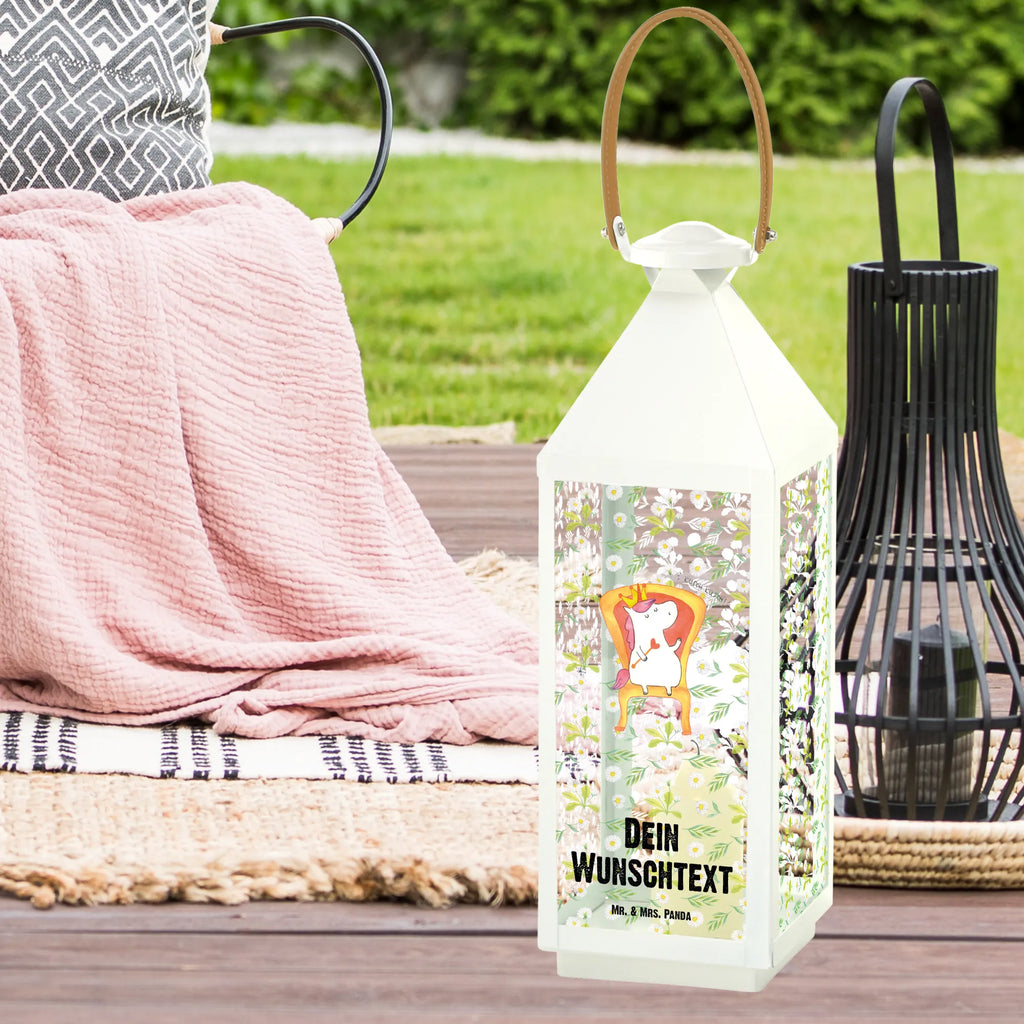 Personalisierte Deko Laterne Einhorn König Pastellfarbene Laterne Mit Namensdruck, Spiegelglas-Laterne Mit Namensdruck, Rustikale Laterne Mit Namensgravur, Moderne Laterne Mit Namen, Hängelaterne Mit Namensgravur, Laterne Deko Mit Namen, Leuchten, Hängeleuchte, Skandinavische Laterne Mit Namen, Deko Laterne Mit Namen, Terrasse-Laterne Mit Wunschnamen, Vintage-Laterne Personalisiert, Windlichtlaterne Mit Namensgravur, Hängelaterne Deko Mit Namen, Shabby-Chic-Laterne Mit Wunschname, Laternen-Set Personalisiert, Laterne Mit Griff Und Wunschname, Wetterfeste Laterne Mit Wunschname, Holzlaterne Mit Namensdruck, Minimalistische Laterne Mit Namen, Laternenwindlicht Mit Namen, Maritim-Laterne Mit Wunschname, Motivlaterne Mit Namensgravur, Beleuchtete Laterne Mit Namen, Outdoor-Laterne Mit Wunschname, Gartenlaterne Personalisiert, Innenraum-Laterne Mit Namen, Personalisierte Deko Laterne, Teelichthalter Laterne Mit Wunschname, Kleine Laterne Mit Namensdruck, Lichterlaterne Mit Wunschname, Laterne Mit Blumenmotiv Und Wunschname, Metalllaterne Mit Namen, Kerzenlaterne Mit Namensdruck, Romantische Laterne Mit Wunschname, Lichterkettenlaterne Mit Namen, Landhausstil-Laterne Mit Namen, Deko Laterne, Orientalische Laterne Mit Namensdruck, Weiße Laterne Mit Wunschname, Dekolaterne Mit Wunschname, Tischlaterne Mit Wunschname, Metall Laterne, Klassische Laterne Mit Namensgravur, XXL-Laterne Mit Wunschname, Stellbare Laterne Mit Namen, Glaslaterne Mit Wunschname, Windlicht, LED-Laterne Mit Namensgravur, Laterne Mit Sternenmuster Und Namen, Unicorn, Einhorn, Einhörner, Einhorn Deko, Krone, Bundeskanzler, Kaiser, Präsident, Herrscher, Prinzessin, König