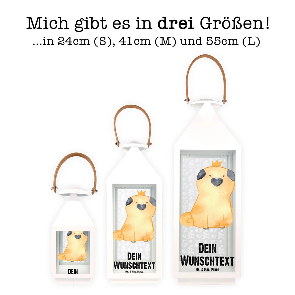 Personalisierte Deko Laterne Mops Krone Pastellfarbene Laterne Mit Namensdruck, Minimalistische Laterne Mit Namen, Spiegelglas-Laterne Mit Namensdruck, Glaslaterne Mit Wunschname, Teelichthalter Laterne Mit Wunschname, Metall Laterne, Wetterfeste Laterne Mit Wunschname, Windlicht, Terrasse-Laterne Mit Wunschnamen, Romantische Laterne Mit Wunschname, XXL-Laterne Mit Wunschname, Deko Laterne, Windlichtlaterne Mit Namensgravur, Laterne Mit Griff Und Wunschname, Motivlaterne Mit Namensgravur, Shabby-Chic-Laterne Mit Wunschname, Tischlaterne Mit Wunschname, Deko Laterne Mit Namen, Weiße Laterne Mit Wunschname, Vintage-Laterne Personalisiert, Holzlaterne Mit Namensdruck, Laterne Deko Mit Namen, Outdoor-Laterne Mit Wunschname, Stellbare Laterne Mit Namen, Skandinavische Laterne Mit Namen, Hängeleuchte, Laterne Mit Sternenmuster Und Namen, Lichterkettenlaterne Mit Namen, Innenraum-Laterne Mit Namen, Moderne Laterne Mit Namen, Dekolaterne Mit Wunschname, Kleine Laterne Mit Namensdruck, Landhausstil-Laterne Mit Namen, Beleuchtete Laterne Mit Namen, Personalisierte Deko Laterne, Hängelaterne Deko Mit Namen, Maritim-Laterne Mit Wunschname, LED-Laterne Mit Namensgravur, Kerzenlaterne Mit Namensdruck, Klassische Laterne Mit Namensgravur, Laterne Mit Blumenmotiv Und Wunschname, Metalllaterne Mit Namen, Orientalische Laterne Mit Namensdruck, Leuchten, Laternen-Set Personalisiert, Lichterlaterne Mit Wunschname, Laternenwindlicht Mit Namen, Rustikale Laterne Mit Namensgravur, Gartenlaterne Personalisiert, Hängelaterne Mit Namensgravur, Sprüche, Hund, Hunderasse, Hundebesitzer, Hundemotiv, Haustier, Tierliebhaber, Lustig, Hausregel, Hundebesitzer. Spruch, Allergisch, Kinderlos, Mops
