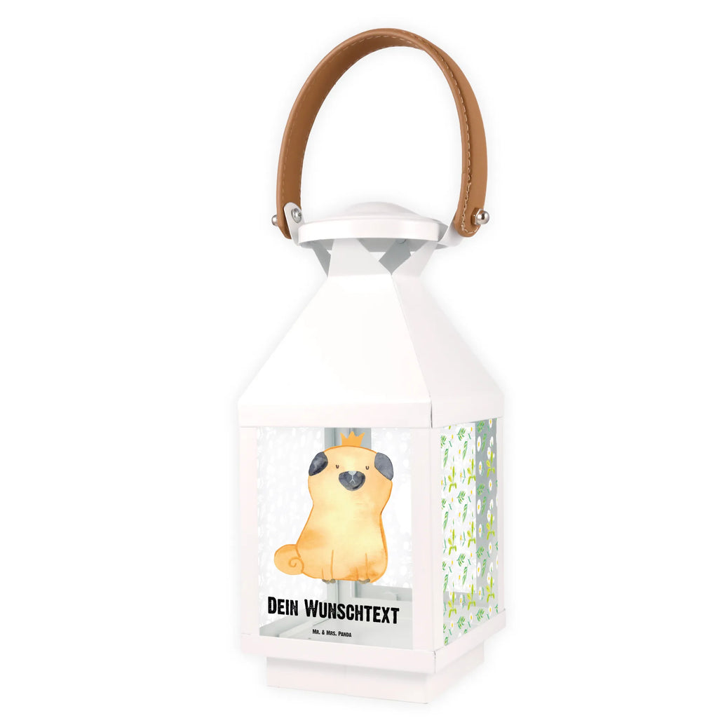 Personalisierte Deko Laterne Mops Krone Pastellfarbene Laterne Mit Namensdruck, Minimalistische Laterne Mit Namen, Spiegelglas-Laterne Mit Namensdruck, Glaslaterne Mit Wunschname, Teelichthalter Laterne Mit Wunschname, Metall Laterne, Wetterfeste Laterne Mit Wunschname, Windlicht, Terrasse-Laterne Mit Wunschnamen, Romantische Laterne Mit Wunschname, XXL-Laterne Mit Wunschname, Deko Laterne, Windlichtlaterne Mit Namensgravur, Laterne Mit Griff Und Wunschname, Motivlaterne Mit Namensgravur, Shabby-Chic-Laterne Mit Wunschname, Tischlaterne Mit Wunschname, Deko Laterne Mit Namen, Weiße Laterne Mit Wunschname, Vintage-Laterne Personalisiert, Holzlaterne Mit Namensdruck, Laterne Deko Mit Namen, Outdoor-Laterne Mit Wunschname, Stellbare Laterne Mit Namen, Skandinavische Laterne Mit Namen, Hängeleuchte, Laterne Mit Sternenmuster Und Namen, Lichterkettenlaterne Mit Namen, Innenraum-Laterne Mit Namen, Moderne Laterne Mit Namen, Dekolaterne Mit Wunschname, Kleine Laterne Mit Namensdruck, Landhausstil-Laterne Mit Namen, Beleuchtete Laterne Mit Namen, Personalisierte Deko Laterne, Hängelaterne Deko Mit Namen, Maritim-Laterne Mit Wunschname, LED-Laterne Mit Namensgravur, Kerzenlaterne Mit Namensdruck, Klassische Laterne Mit Namensgravur, Laterne Mit Blumenmotiv Und Wunschname, Metalllaterne Mit Namen, Orientalische Laterne Mit Namensdruck, Leuchten, Laternen-Set Personalisiert, Lichterlaterne Mit Wunschname, Laternenwindlicht Mit Namen, Rustikale Laterne Mit Namensgravur, Gartenlaterne Personalisiert, Hängelaterne Mit Namensgravur, Sprüche, Hund, Hunderasse, Hundebesitzer, Hundemotiv, Haustier, Tierliebhaber, Lustig, Hausregel, Hundebesitzer. Spruch, Allergisch, Kinderlos, Mops
