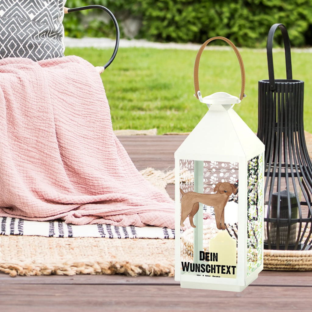 Personalisierte Deko Laterne Hund Dogge Romantische Laterne Mit Wunschname, Gartenlaterne Personalisiert, Maritim-Laterne Mit Wunschname, Dekolaterne Mit Wunschname, Outdoor-Laterne Mit Wunschname, Vintage-Laterne Personalisiert, Glaslaterne Mit Wunschname, Innenraum-Laterne Mit Namen, Moderne Laterne Mit Namen, Personalisierte Deko Laterne, Stellbare Laterne Mit Namen, Minimalistische Laterne Mit Namen, Pastellfarbene Laterne Mit Namensdruck, Laternenwindlicht Mit Namen, Hängelaterne Deko Mit Namen, Terrasse-Laterne Mit Wunschnamen, Kerzenlaterne Mit Namensdruck, LED-Laterne Mit Namensgravur, Laterne Mit Griff Und Wunschname, Beleuchtete Laterne Mit Namen, Spiegelglas-Laterne Mit Namensdruck, Laterne Mit Blumenmotiv Und Wunschname, Tischlaterne Mit Wunschname, Rustikale Laterne Mit Namensgravur, Metalllaterne Mit Namen, Laterne Deko Mit Namen, Laternen-Set Personalisiert, Lichterkettenlaterne Mit Namen, Landhausstil-Laterne Mit Namen, Laterne Mit Sternenmuster Und Namen, Weiße Laterne Mit Wunschname, Klassische Laterne Mit Namensgravur, Lichterlaterne Mit Wunschname, Hängelaterne Mit Namensgravur, Deko Laterne Mit Namen, Teelichthalter Laterne Mit Wunschname, Kleine Laterne Mit Namensdruck, Shabby-Chic-Laterne Mit Wunschname, Holzlaterne Mit Namensdruck, Motivlaterne Mit Namensgravur, Skandinavische Laterne Mit Namen, Wetterfeste Laterne Mit Wunschname, Orientalische Laterne Mit Namensdruck, Windlichtlaterne Mit Namensgravur, XXL-Laterne Mit Wunschname, Hund, Hundemotiv, Haustier, Hunderasse, Tierliebhaber, Hundebesitzer, Sprüche, Great Dane, Dogge, Hunde, Deutsche Dogge