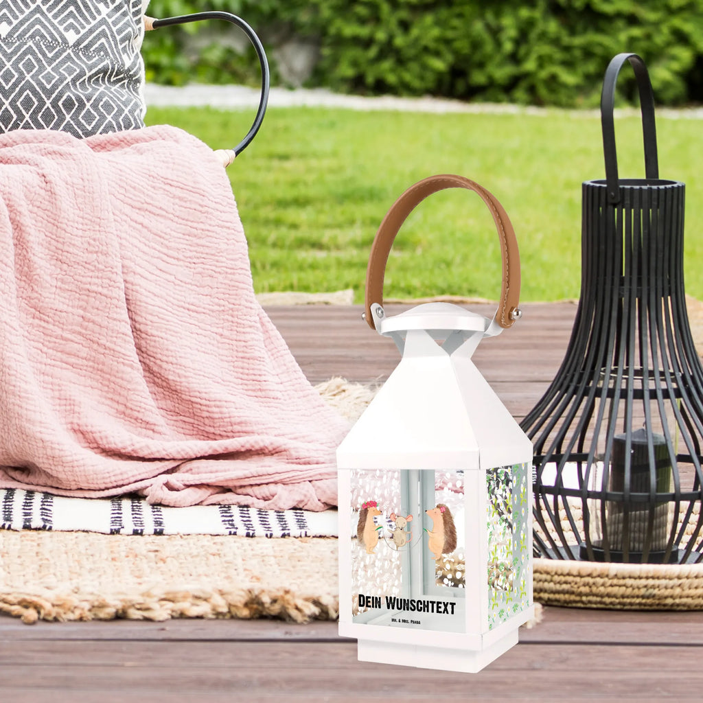 Personalisierte Deko Laterne Igel Seilhüpfen Terrasse-Laterne Mit Wunschnamen, Weiße Laterne Mit Wunschname, Laterne Mit Blumenmotiv Und Wunschname, Lichterkettenlaterne Mit Namen, Teelichthalter Laterne Mit Wunschname, Gartenlaterne Personalisiert, Motivlaterne Mit Namensgravur, Deko Laterne Mit Namen, Laterne Mit Sternenmuster Und Namen, Laterne Mit Griff Und Wunschname, Wetterfeste Laterne Mit Wunschname, Landhausstil-Laterne Mit Namen, Moderne Laterne Mit Namen, Outdoor-Laterne Mit Wunschname, Maritim-Laterne Mit Wunschname, Laternenwindlicht Mit Namen, Stellbare Laterne Mit Namen, Hängelaterne Mit Namensgravur, Kerzenlaterne Mit Namensdruck, Glaslaterne Mit Wunschname, Romantische Laterne Mit Wunschname, Innenraum-Laterne Mit Namen, Spiegelglas-Laterne Mit Namensdruck, Klassische Laterne Mit Namensgravur, Laterne Deko Mit Namen, Shabby-Chic-Laterne Mit Wunschname, LED-Laterne Mit Namensgravur, Personalisierte Deko Laterne, Orientalische Laterne Mit Namensdruck, Lichterlaterne Mit Wunschname, Metalllaterne Mit Namen, Windlichtlaterne Mit Namensgravur, Tischlaterne Mit Wunschname, Minimalistische Laterne Mit Namen, XXL-Laterne Mit Wunschname, Kleine Laterne Mit Namensdruck, Hängelaterne Deko Mit Namen, Rustikale Laterne Mit Namensgravur, Laternen-Set Personalisiert, Holzlaterne Mit Namensdruck, Dekolaterne Mit Wunschname, Vintage-Laterne Personalisiert, Pastellfarbene Laterne Mit Namensdruck, Skandinavische Laterne Mit Namen, Beleuchtete Laterne Mit Namen, Tiermotive, Gute Laune, lustige Sprüche, Tiere, Kinder, Igel, Maus, Seilhüpfen, Seilspringen, Kindergarten
