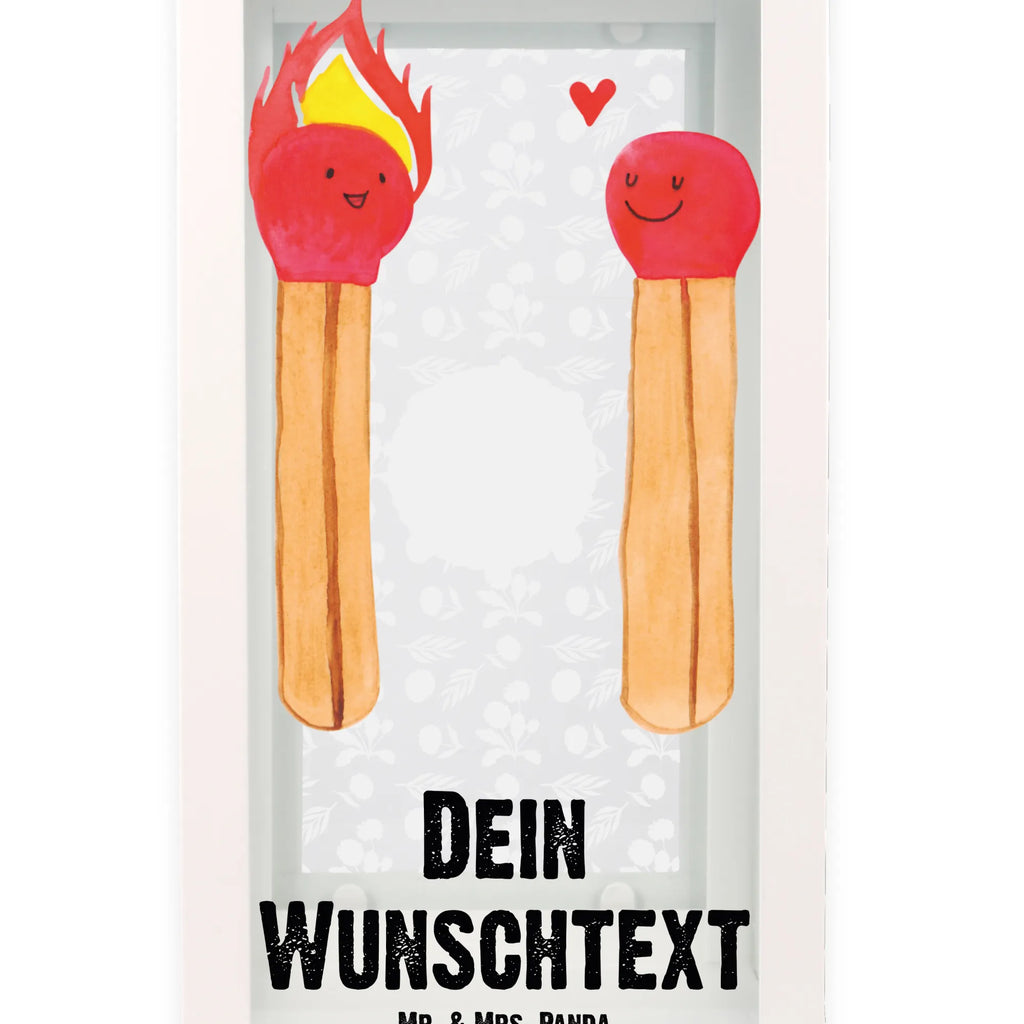 Personalisierte Deko Laterne Streichhölzer Lichterkettenlaterne Mit Namen, Wetterfeste Laterne Mit Wunschname, Laternenwindlicht Mit Namen, Hängelaterne Deko Mit Namen, Metalllaterne Mit Namen, Maritim-Laterne Mit Wunschname, Innenraum-Laterne Mit Namen, Windlicht, Beleuchtete Laterne Mit Namen, Kerzenlaterne Mit Namensdruck, Lichterlaterne Mit Wunschname, Tischlaterne Mit Wunschname, LED-Laterne Mit Namensgravur, Personalisierte Deko Laterne, Laterne Mit Griff Und Wunschname, Stellbare Laterne Mit Namen, Laterne Deko Mit Namen, Gartenlaterne Personalisiert, Laterne Mit Blumenmotiv Und Wunschname, Moderne Laterne Mit Namen, Landhausstil-Laterne Mit Namen, Hängeleuchte, Rustikale Laterne Mit Namensgravur, Klassische Laterne Mit Namensgravur, Holzlaterne Mit Namensdruck, Skandinavische Laterne Mit Namen, Laterne Mit Sternenmuster Und Namen, Dekolaterne Mit Wunschname, Orientalische Laterne Mit Namensdruck, Deko Laterne Mit Namen, Windlichtlaterne Mit Namensgravur, Glaslaterne Mit Wunschname, Metall Laterne, Weiße Laterne Mit Wunschname, Spiegelglas-Laterne Mit Namensdruck, Outdoor-Laterne Mit Wunschname, Motivlaterne Mit Namensgravur, Minimalistische Laterne Mit Namen, Kleine Laterne Mit Namensdruck, Hängelaterne Mit Namensgravur, Shabby-Chic-Laterne Mit Wunschname, Laternen-Set Personalisiert, Teelichthalter Laterne Mit Wunschname, XXL-Laterne Mit Wunschname, Romantische Laterne Mit Wunschname, Leuchten, Deko Laterne, Vintage-Laterne Personalisiert, Terrasse-Laterne Mit Wunschnamen, Pastellfarbene Laterne Mit Namensdruck, Freundin, Freund, Liebe, Liebesgeschenk, Jahrestag, Verlobung, Partner, Ehemann, Ehefrau, Heiraten, Heiratsantrag, Hocheitstag, Streichhölzer