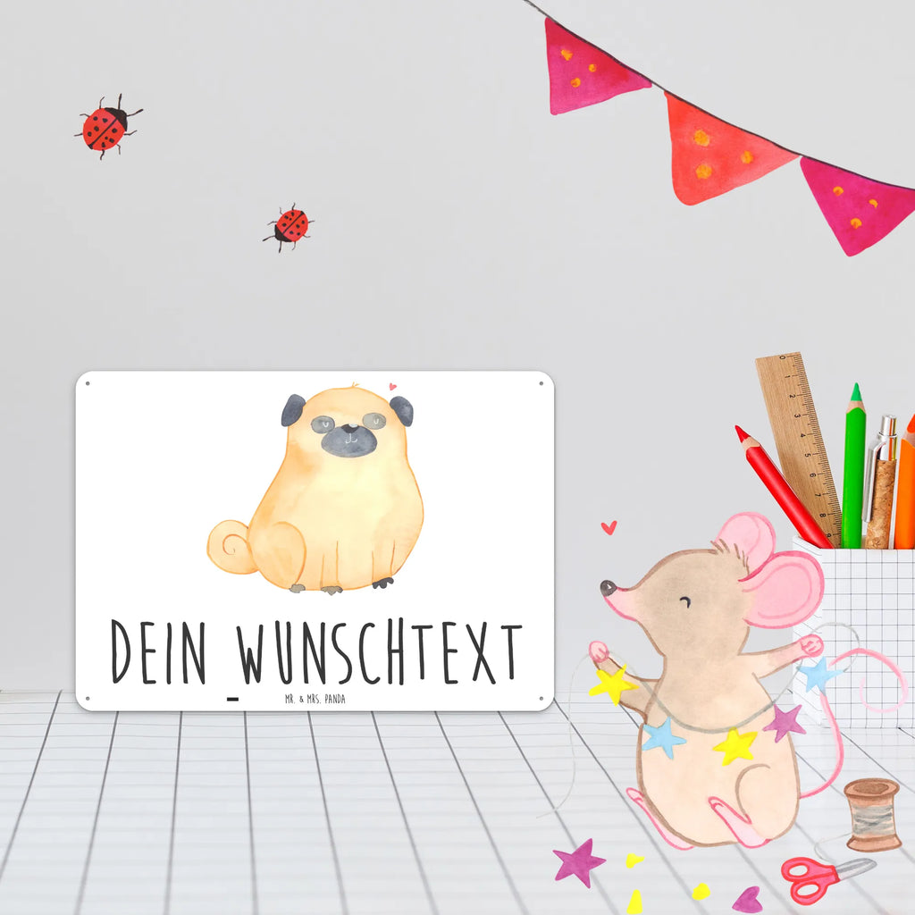 Personalisiertes Blechschild Mops Geschenk Blechschild Mit Text, Blechschild Handgemacht Mit Namen, Blechschild Mit Wunschtext, Spruchschild Metall Personalisiert, Personalisierbares Blechschild, Türschild Mit Namen, Blechschild Für Wohnzimmer Mit Namen, Retro Blechschild Mit Namen, Metallschild Mit Namen, Blechschild Für Balkon Mit Wunschtext, Blechschild Personalisiert, Blechschild Für Garten Mit Text, Blechschild Mit Spruch Und Namen, Nostalgieschild Mit Wunschtext, Vintage Blechschild Mit Wunschtext, Design Blechschild Mit Wunschtext, Wanddeko Blechschild Personalisiert, Blechschild Für Küche Mit Wunschtext, Großes Blechschild Personalisiert, Blechschild Für Frauen Mit Namen, Blechschild Zum Hinstellen Mit Wunschtext, Wandschild Metall Personalisiert, Blechschild Zum Aufhängen Mit Text, Lustiges Blechschild Mit Namen, Blechschild Für Freunde Mit Text, Blechschild Für Männer Mit Wunschtext, Metallschild Mit Wunschtext, Kleines Blechschild Mit Namen, Dekoschild Metall Mit Gravur, Blechschild Mit Namen, Hunderasse, Hundebesitzer, Tierliebhaber, Hund, Sprüche, Haustier, Hundemotiv, Mops, Hundeliebe, Liebe