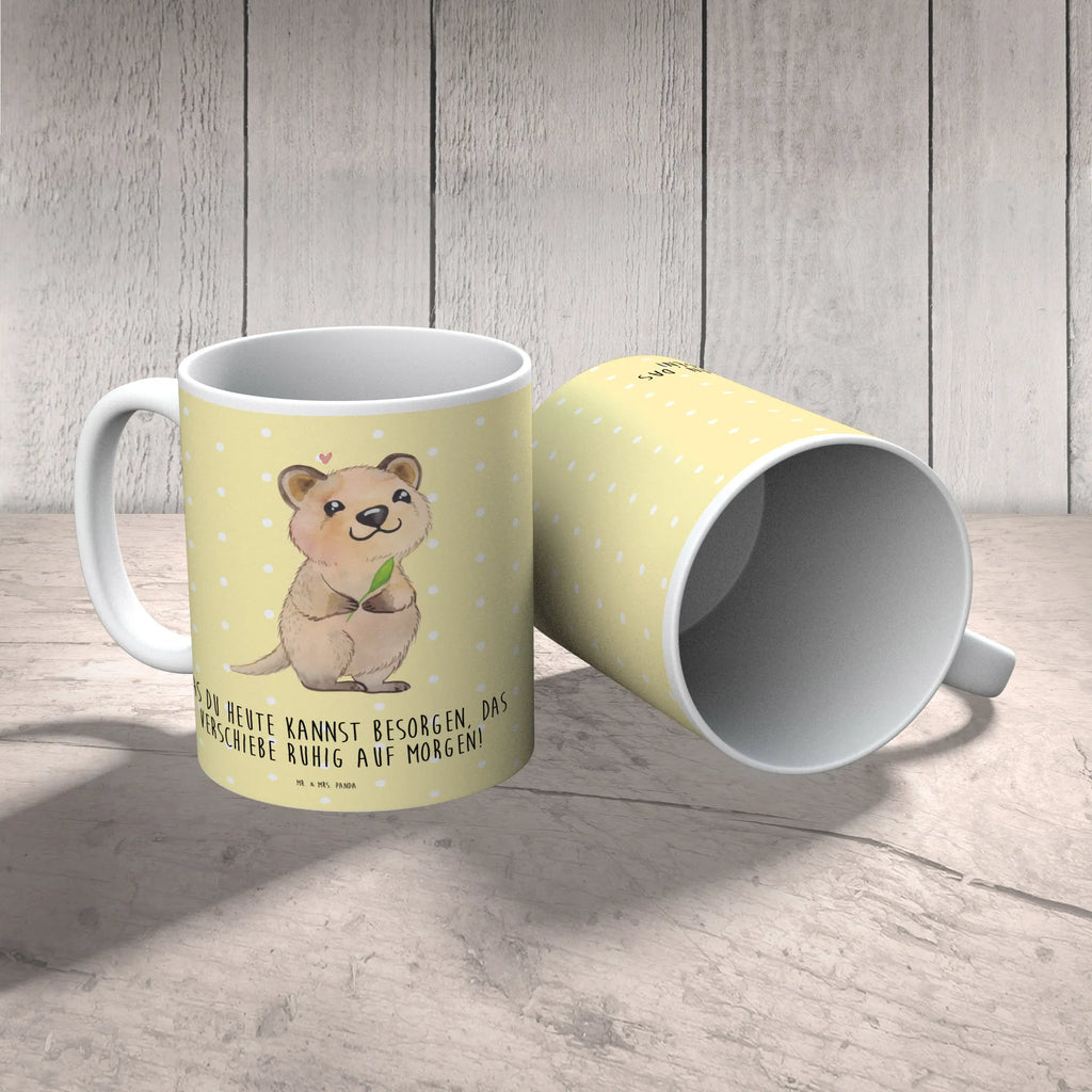 Kindertasse Quokka Happy Kinder-Porzellantasse Mit Motiv, Kindertasse Mit Cartoonmotiv, Kinderbecher Für Kleinkinder, Kindertasse Ökologisch, Kinderbecher Unzerbrechlich, Tasse Mit Henkel Für Kinder, Trinklernbecher, Tasse Für Schulanfänger, Kinder-Thermobecher, Kinderbecher Aus Edelstahl, Kindertasse Mikrowellengeeignet, Trinklernbecher Aus Kunststoff, Kindertasse Für Baby, Trinklern-Tasse, Kindertasse Mit Tiermotiv, Kindertasse Auslaufsicher, Kinder-Keramiktasse, Design Kindertasse, Tasse Für Kleinkinder, Kindertasse, Kinderbecher Mit Spruch, Kindertasse BPA-Frei, Kindertasse Bunt, Nachhaltige Kindertasse, Kindertasse Handgemacht, Kinderbecher, Kinder-Porzellantasse, Kinderbecher Mit Deckel, Trinklernbecher Personalisiert, Kindertasse Mit Griffen, Kindertasse Spülmaschinenfest, Trinklernbecher Mit Deckel, Kindertasse Für Vorschüler, Kindertasse Bruchsicher, Kindertasse Mit Strohhalm, Tasse Für Kinder, Kindertasse Aus Silikon, Tiermotive, Gute Laune, lustige Sprüche, Tiere, Niedliches Tier, Dinge erledigen, Lustiger Spruch, Verschieben, Quokka, Aufschieberitis