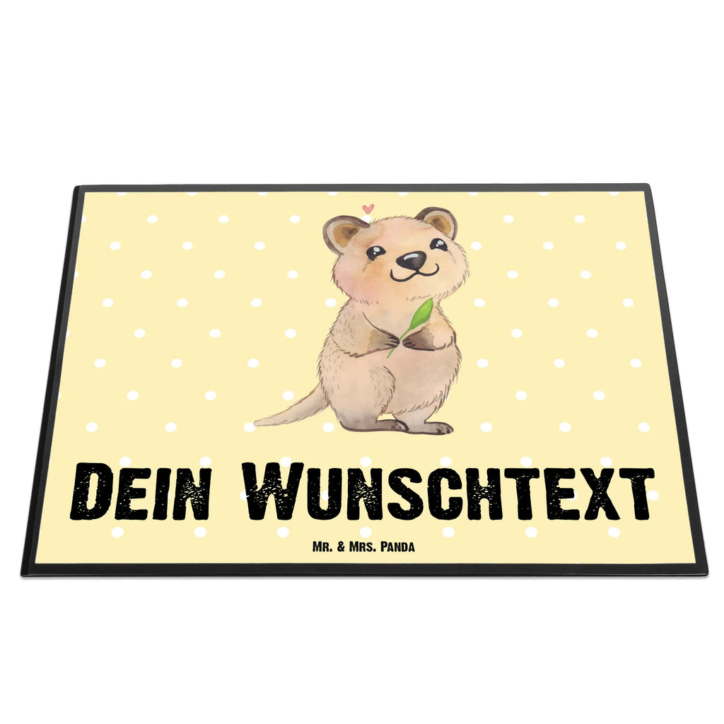 Personalisierte Schreibtischunterlage Quokka Happy Selbst gestalten, Namensaufdruck, Schreibtischauflage mit Namen, Schreibunterlage mit Namen, Personalisierte Schreibtischauflage, Schreibtisch Unterlagen mit Namen, Personalisierte Schreibtisch Unterlagen, Namenspersonalisierung, Personalisierte Schreibunterlage, Tiermotive, Gute Laune, lustige Sprüche, Tiere, Lustiger Spruch, Niedliches Tier, Aufschieberitis, Verschieben, Dinge erledigen, Quokka