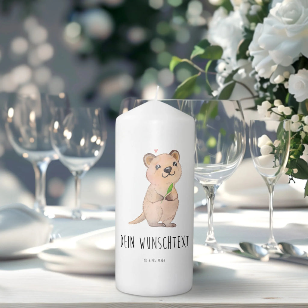 Personalised candle Quokka Happy Holz-Kerze Mit Namen, Firmungskerze Mit Wunschname, Kerze Mit Namen, Schwimmkerze Mit Namen, Stumpenkerze Mit Namensgravur, Bio-Kerze Mit Wunschname, Personalisierte Kerze, Stabkerze Mit Gravur, Tischkerze Mit Namensdruck, Blockkerze Mit Namensdruck, Teelicht Mit Namensdruck, Kerze Mit Prägung Und Wunschname, Metall-Kerze Mit Namensgravur, Handgegossene Kerze Mit Namen, Taufekerze Mit Namensgravur, Votivkerze Mit Wunschname, Streukerze Mit Namensdruck, Sojawachskerze Mit Namensdruck, Kerze Mit Spruch Und Namen, Laternenkerze Mit Namensdruck, Gartenkerze Mit Namen, Weihnachtskerze Mit Namensgravur, Glas-Kerze Mit Wunschname, Adventskerze Mit Wunschname, Kerze Für Geburtstag Mit Wunschname, Gedenkkerze Mit Namen, Outdoor-Kerze Mit Namensgravur, Bienenwachskerze Mit Wunschname, Grabkerze Mit Namensgravur, Stearinkerze Mit Gravur, Osterkerze Mit Namen, Gastgeschenk Kerze Mit Namen, Andachtskerze Mit Namensgravur, Fair-Trade-Kerze Mit Namensgravur, Kerzen-Set Mit Namensgravur, Duftkerze Mit Namen, Trauerkerze Mit Namen, Kommunionkerze Mit Namen, Tafelkerze Mit Wunschname, LED-Kerze Mit Wunschname, Handgemachte Kerze Mit Wunschname, Kerze Für Hochzeit Mit Namensgravur, Tiermotive, Gute Laune, lustige Sprüche, Tiere, Dinge erledigen, Aufschieberitis, Quokka, Verschieben, Lustiger Spruch, Niedliches Tier