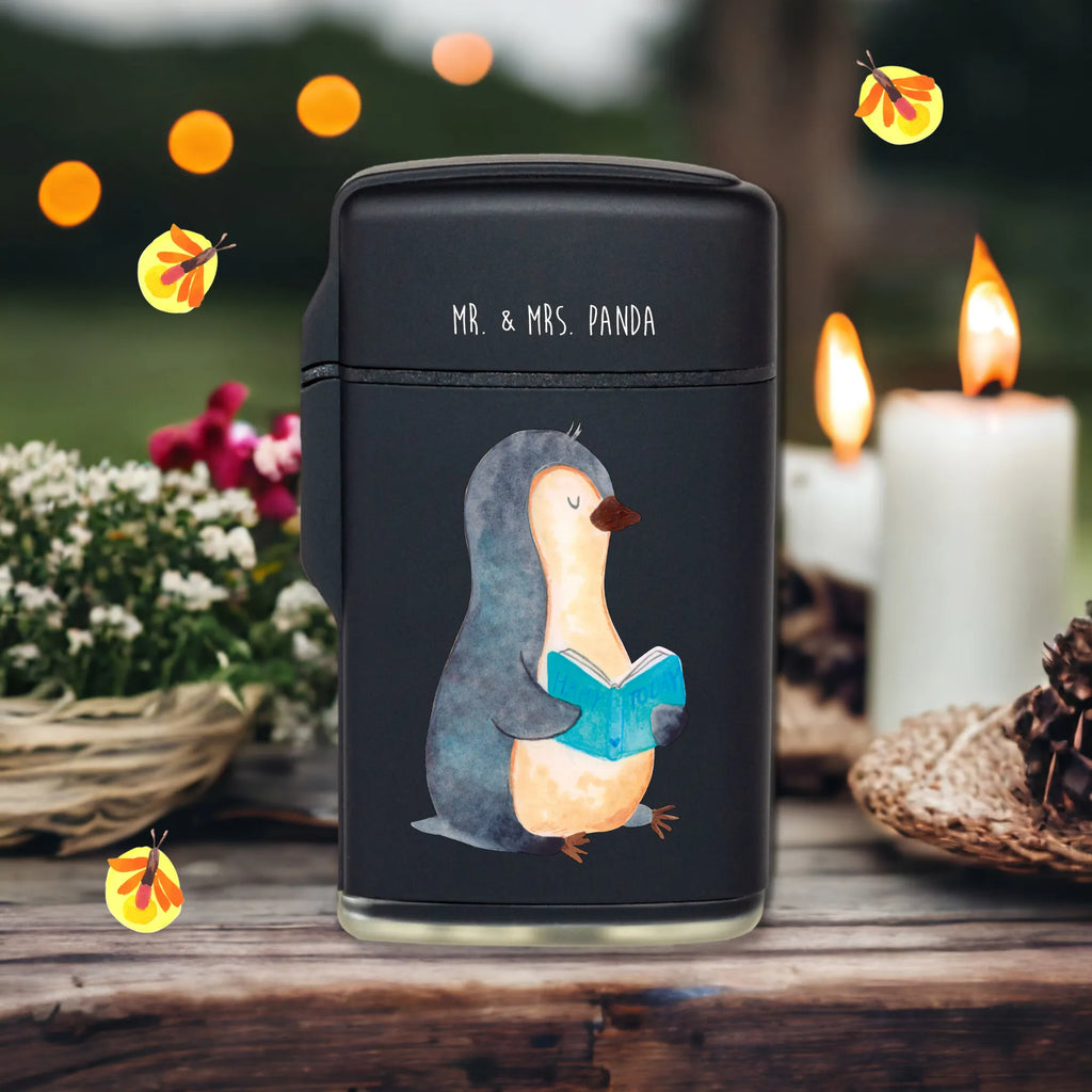 Lighter Penguin A book gas anzünder, sturmfeuerzeuge, Gasfeuerzeug, anzünder, sturmfeuerzeug, Feuerzeuge, Feuerzeug, gasfeuerzeuge, zündgerät, zigarettenanzünder, Pinguin, Freizeit, Nichtstun, Faulenzen, Lesen, Urlaub, Pinguine, Bücherwurm, Ferien, Buch