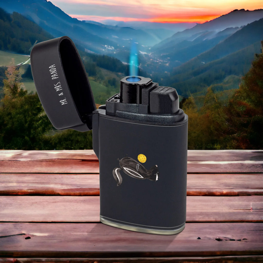 Feuerzeug Stinktier Ball Feuerzeug Modern, Feuerzeug Umweltfreundlich, Feuerzeug Vintage, Feuerzeug Für Grill, Feuerzeug Mit Kindersicherung, Feuerzeug mit Motiv, Feuerzeug Design, Feuerzeug Nachfüllbar, Feuerzeug Windfest, Feuerzeug normal, Feuerzeug Für Frauen, Feuerzeug, Feuerzeug Für Männer, Feuerzeug Für Kamin, Feuerzeug schlicht, Feuerzeug Für Camping, Feuerzeuge, Gasfeuerzeug, Feuerzeug Elektrisch, Feuerzeug wiederbefüllbar, Feuerzeug Geschenk, Feuerzeug Bedruckt, Feuerzeug Für Kerzen, Stinktier, Skunk, Stinki, Stinker, verspielt, Weisheit, Wildtier, Raubtier