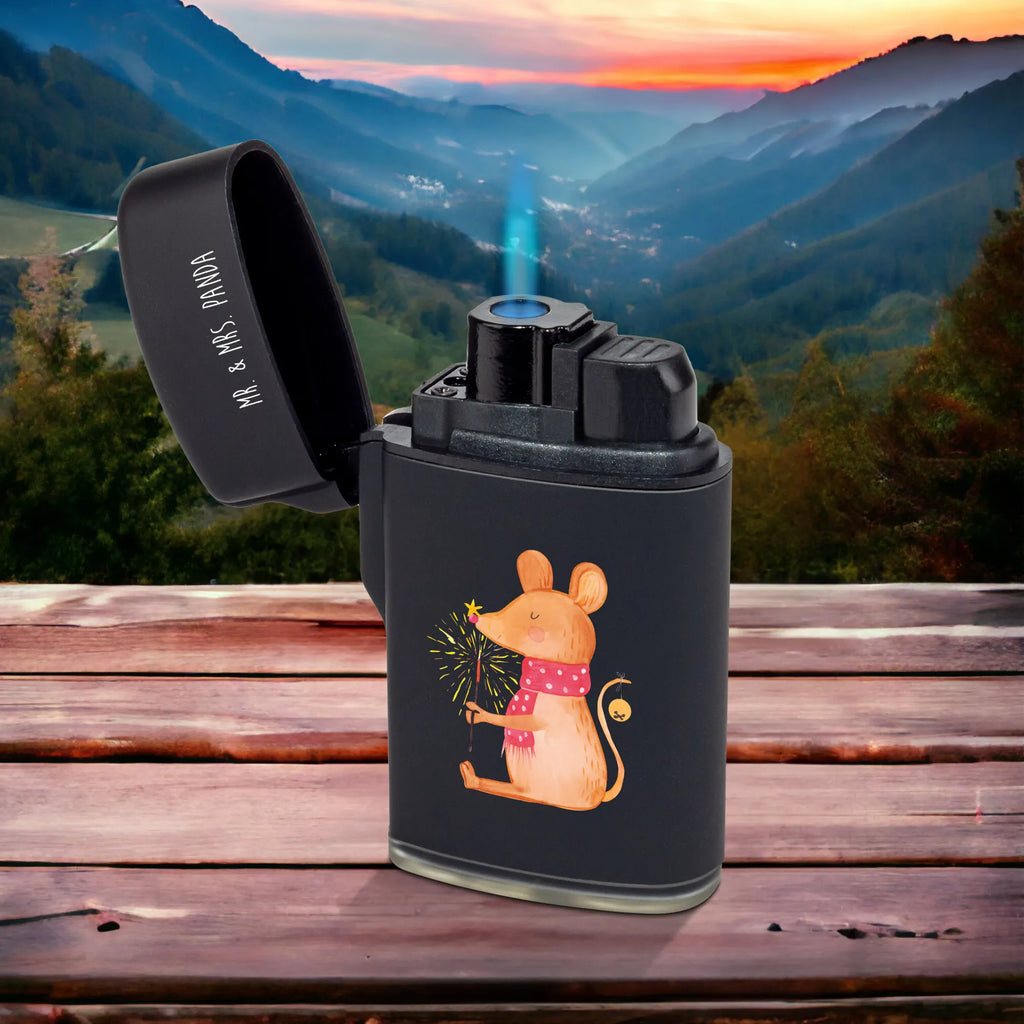 Lighter Mouse Christmas Feuerzeug normal, Feuerzeug mit Motiv, Feuerzeug, Feuerzeug Windfest, Feuerzeuge, Feuerzeug Mit Kindersicherung, Feuerzeug Design, Feuerzeug Für Kerzen, Feuerzeug wiederbefüllbar, Feuerzeug Elektrisch, Feuerzeug Für Camping, Feuerzeug Für Kamin, Feuerzeug Nachfüllbar, Feuerzeug Modern, Gasfeuerzeug, Feuerzeug schlicht, Feuerzeug Bedruckt, Feuerzeug Für Grill, Feuerzeug Umweltfreundlich, Feuerzeug Geschenk, Feuerzeug Für Männer, Feuerzeug Für Frauen, Feuerzeug Vintage, Winter, Weihnachten, Weihnachtsdeko, Nikolaus, Advent, Heiligabend, Wintermotiv, Frohe Weihnachten, Weihnachtsmotiv, Weihnachtsgruß, Weihnachtswunder, Mäuschen, Maus