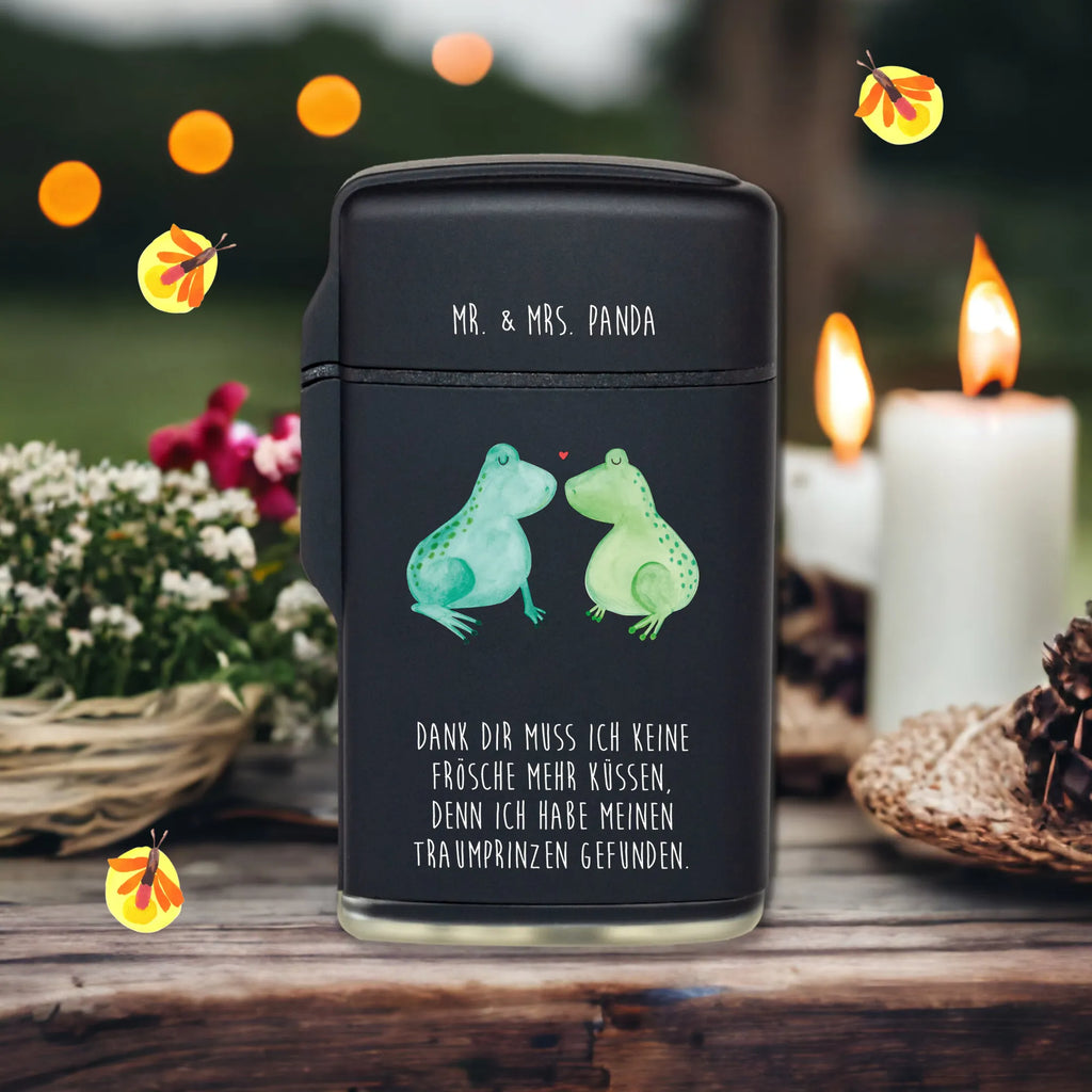 Lighter Frogs in love Feuerzeug schlicht, Feuerzeug Modern, Feuerzeug Für Camping, Feuerzeug Design, Feuerzeug Umweltfreundlich, Feuerzeug Windfest, Feuerzeug Elektrisch, Feuerzeug Bedruckt, Feuerzeug Für Kamin, Feuerzeug Für Frauen, Feuerzeug Für Grill, Feuerzeug wiederbefüllbar, Feuerzeug Nachfüllbar, Feuerzeug mit Motiv, Feuerzeug normal, Feuerzeug Für Kerzen, Feuerzeug Geschenk, Gasfeuerzeug, Feuerzeug Vintage, Feuerzeug Für Männer, Feuerzeug Mit Kindersicherung, Feuerzeug, Feuerzeuge, Liebe, Partner, Freund, Freundin, Ehemann, Ehefrau, Heiraten, Verlobung, Heiratsantrag, Liebesgeschenk, Jahrestag, Hocheitstag, Geschenk Freundin, Verheiratet, Frösche, Geschenk Hochzeit, Geschenk Freund, Liebesbeweis, Verlobt, Verliebt, Hochzeitstag, Frosch, Froschkönig, Fröschchen