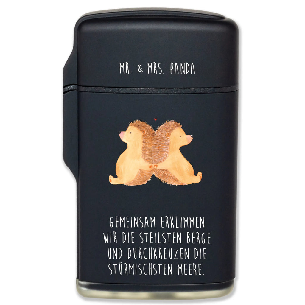 Feuerzeug Igel händchenhaltend Gasfeuerzeug, gasfeuerzeuge, zündgerät, sturmfeuerzeug, Feuerzeuge, zigarettenanzünder, sturmfeuerzeuge, anzünder, gas anzünder, Feuerzeug, Freundin, Freund, Liebe, Liebesgeschenk, Jahrestag, Verlobung, Partner, Ehemann, Ehefrau, Heiraten, Heiratsantrag, Hocheitstag, Hand in Hand, Hochzeit, Igel, Liebesbeweis, Lieblingsmensch, Igelliebe, Gemeinsamkeit, Liebesbotschaft, Love, Geschenk für Zwei, Große Liebe