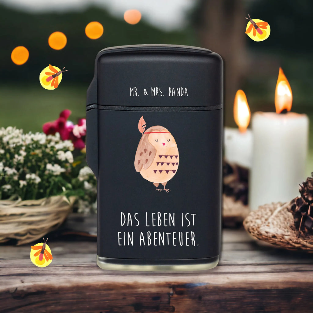 Feuerzeug Eule Federschmuck sturmfeuerzeuge, zündgerät, Gasfeuerzeug, Feuerzeug, sturmfeuerzeug, gasfeuerzeuge, Feuerzeuge, anzünder, zigarettenanzünder, gas anzünder, Eule, Federschmuck, Owl, Dekoration, Reisespruch, Eule Deko, Das Leben Ist Ein Abenteuer