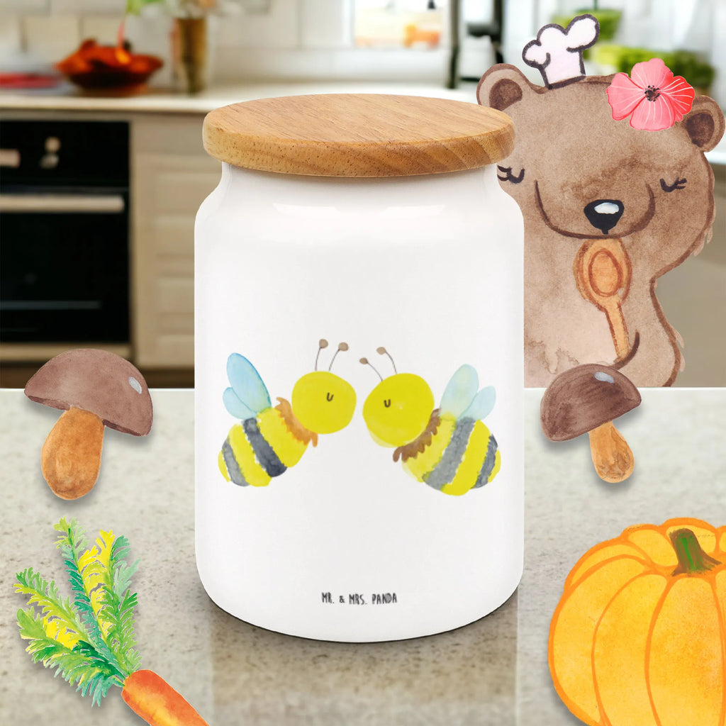Storage jar bee Love Vorratsdose, Aufbewahrungsbox Set, Vorratsglas Mit Deckel, Vorratsglas, Runde Vorratsdose, Vorratsdose Design, Vorratsbehälter Küche, Frischhaltedose Mit Deckel, Vorratsdose Plastik, Küchen Frischhaltedose, Küchenbox, Vorratsdose Mit Motiv, Aufbewahrungsbox Transparent, Aufbewahrungsdose Mit Deckel, Vorratsdose Geschenk, Vorratsdose Metall, Vorratsdose Transparent, Lebensmittelbehälter, Glasdose, Vorratsdose Nachhaltig, Vorratsdose Küche, Vorratsbox Set, Vorratsdose Kinder, Umweltfreundliche Vorratsdose, Vorratsdose Keramik, Vorratsdose Bambus, Aufbewahrungsdose Glas, Personalisierte Vorratsdose, Küchen Aufbewahrungsdose, Frischhaltedose, Vorratsdose Glas, Vorratsdose Mit Deckel, Lebensmittelbox, Vorratsdosen, Vorratsbehälter, Vorratsdose Kunststoff, Vorratsdose Groß, Aufbewahrungsdosen, Vorratsdose Luftdicht, Vorratsdose Dekorativ, Vorratsdosen Set, Eckige Vorratsdose, Vorratsdose Klein, Frischhaltedosen, Aufbewahrungsdose, Vorratsdose Vintage, Vorratsbehälter Luftdicht, Biene, Wespe, Hummel