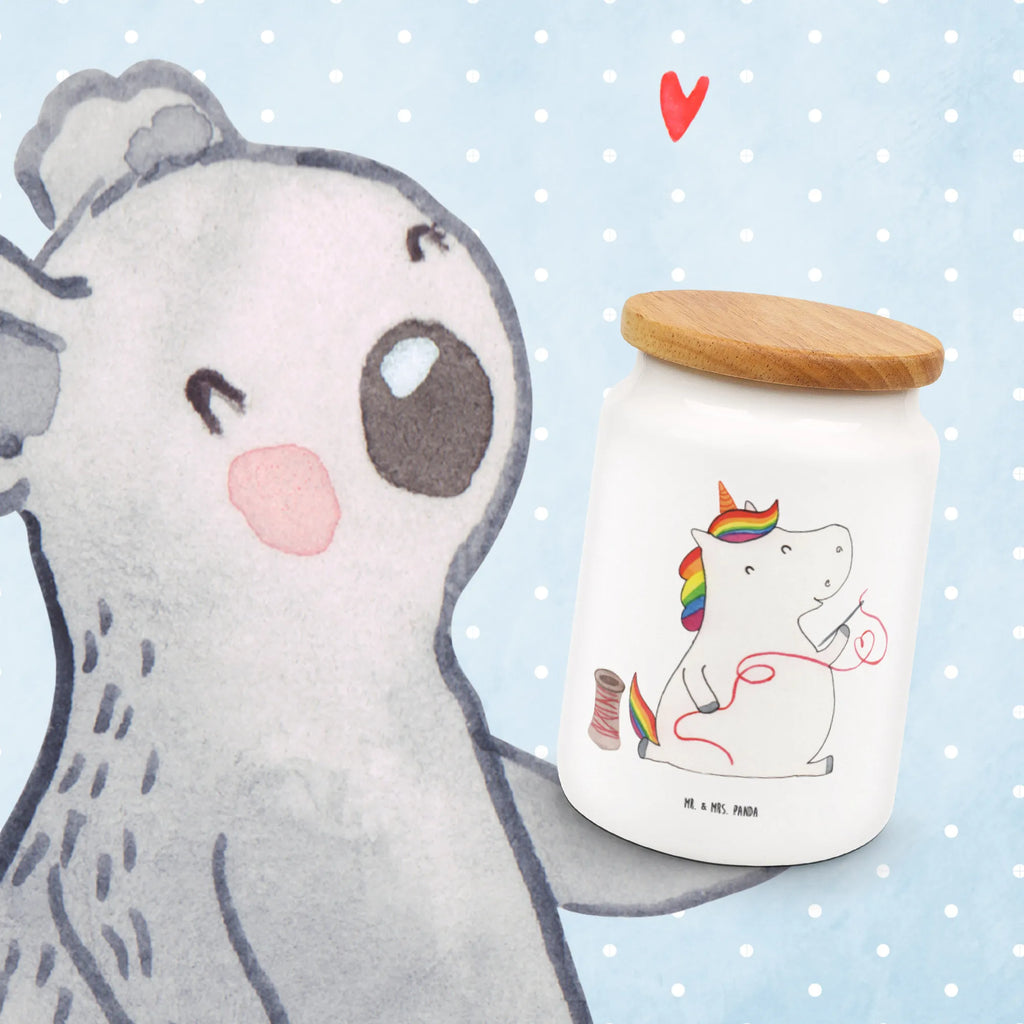Vorratsdose Einhorn Näherin Vorratsdose Kunststoff, Küchenbox, Vorratsdose Kinder, Aufbewahrungsbox Transparent, Glasdose, Vorratsbehälter, Vorratsdosen Set, Frischhaltedosen, Vorratsdosen, Vorratsdose Luftdicht, Vorratsdose, Aufbewahrungsdose, Eckige Vorratsdose, Vorratsdose Glas, Aufbewahrungsbox Set, Vorratsdose Metall, Vorratsdose Geschenk, Vorratsdose Mit Motiv, Vorratsdose Dekorativ, Vorratsdose Vintage, Vorratsglas Mit Deckel, Personalisierte Vorratsdose, Küchen Frischhaltedose, Vorratsdose Design, Vorratsdose Keramik, Vorratsdose Klein, Vorratsdose Bambus, Vorratsdose Mit Deckel, Frischhaltedose Mit Deckel, Lebensmittelbox, Vorratsbehälter Luftdicht, Lebensmittelbehälter, Frischhaltedose, Vorratsglas, Aufbewahrungsdose Glas, Vorratsdose Transparent, Vorratsdose Küche, Vorratsdose Nachhaltig, Umweltfreundliche Vorratsdose, Vorratsdose Plastik, Aufbewahrungsdosen, Küchen Aufbewahrungsdose, Runde Vorratsdose, Vorratsbehälter Küche, Vorratsbox Set, Vorratsdose Groß, Aufbewahrungsdose Mit Deckel, Einhorn, Einhörner, Einhorn Deko, Unicorn, Stricken, Häkeln, Näherin, Nähzimmer, Mädchen, nähen, basteln, Freundin