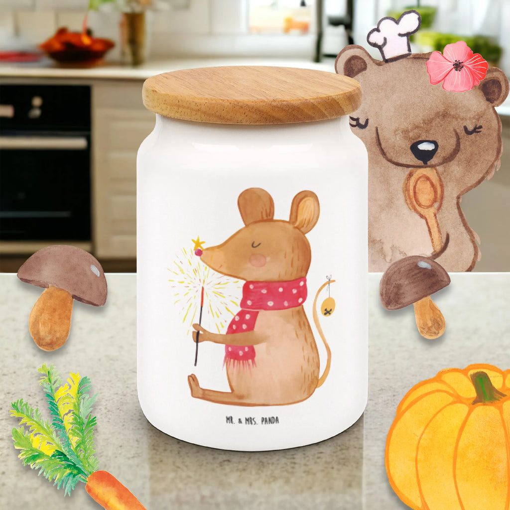 Vorratsdose Maus Weihnachten Frischhaltedosen, Vorratsdose Kunststoff, Küchen Frischhaltedose, Vorratsdose Plastik, Glasdose, Vorratsbehälter Luftdicht, Vorratsdose Geschenk, Küchen Aufbewahrungsdose, Vorratsdose Vintage, Vorratsdose Glas, Vorratsdose Kinder, Vorratsdose Bambus, Aufbewahrungsdose, Vorratsbox Set, Umweltfreundliche Vorratsdose, Vorratsdosen, Vorratsdose Dekorativ, Vorratsdose Mit Deckel, Küchenbox, Vorratsdose Mit Motiv, Vorratsbehälter Küche, Frischhaltedose, Vorratsdose Transparent, Aufbewahrungsdose Glas, Vorratsglas Mit Deckel, Vorratsdose Luftdicht, Eckige Vorratsdose, Vorratsdosen Set, Aufbewahrungsdosen, Vorratsdose Metall, Vorratsdose Nachhaltig, Vorratsdose Groß, Aufbewahrungsdose Mit Deckel, Lebensmittelbehälter, Vorratsdose Keramik, Vorratsglas, Lebensmittelbox, Aufbewahrungsbox Transparent, Vorratsbehälter, Vorratsdose, Frischhaltedose Mit Deckel, Vorratsdose Küche, Personalisierte Vorratsdose, Runde Vorratsdose, Vorratsdose Klein, Vorratsdose Design, Aufbewahrungsbox Set, Winter, Weihnachten, Weihnachtsdeko, Nikolaus, Advent, Heiligabend, Wintermotiv, Frohe Weihnachten, Maus, Weihnachtsgruß, Weihnachtsmotiv, Weihnachtswunder, Mäuschen