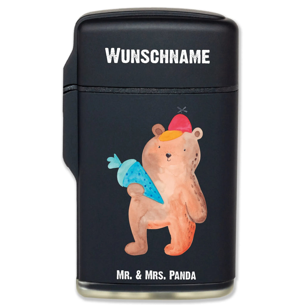 Personalisiertes Feuerzeug Bär mit Schultüte Feuerzeug Mit Namen, Feuerzeug Mit Persönlicher Gravur, Feuerzeug Mit Widmung, Individuelles Feuerzeug, Feuerzeug Mit Datum, Feuerzeug Mit Wunschname, Feuerzeug Personalisiert, Feuerzeug Mit Wunschtext, Feuerzeug Mit Namen Und Symbol, Feuerzeug Bedrucken Lassen, Feuerzeug Mit Initialen, Feuerzeug Mit Text, Feuerzeug Mit Gravur, Feuerzeug Mit Spruch, Feuerzeug Mit Gas nachfüllbar, Feuerzeug Für Männer Mit Namen, Feuerzeug Als Geschenk Personalisiert, Feuerzeug mit Widmung, Feuerzeug Selbst Gestalten, Hochwertiges Feuerzeug Mit Namen, Feuerzeug Geschenk Mit Namen, Personalisiertes Feuerzeug, Feuerzeug Für Frauen Personalisiert, Graviertes Feuerzeug, Bär, Teddy, Teddybär, Schule Geschenk, Schulanfang, Schultüte, Schulbeginn, Einschulung Geschenk, Bär Motiv, Grundschule, Erster Schultag Geschenk