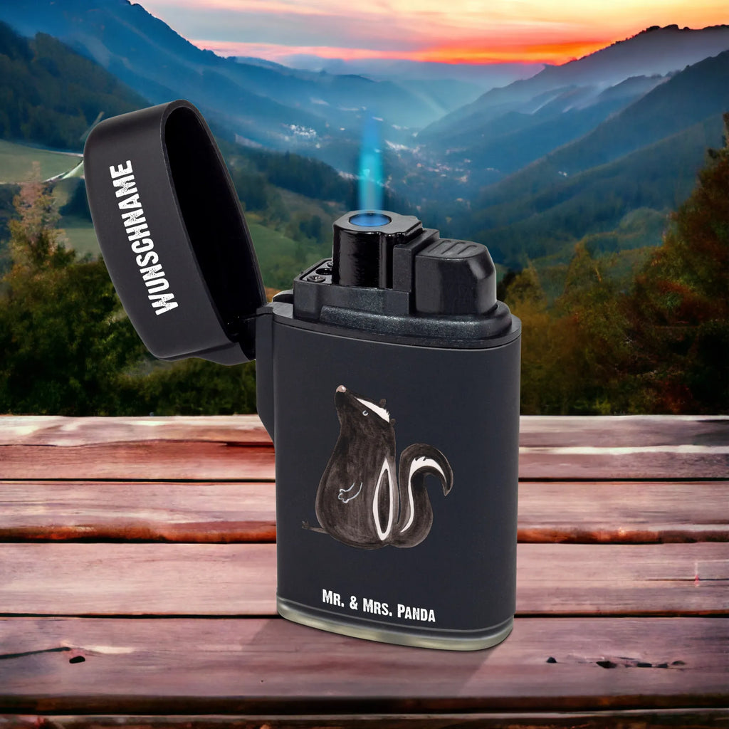 Personalisiertes Feuerzeug Stinktier sitzend Feuerzeug Mit Namen, Individuelles Feuerzeug, Feuerzeug Bedrucken Lassen, Feuerzeug Mit Gravur, Hochwertiges Feuerzeug Mit Namen, Feuerzeug Als Geschenk Personalisiert, Graviertes Feuerzeug, Personalisiertes Feuerzeug, Feuerzeug Mit Widmung, Feuerzeug Mit Text, Feuerzeug Mit Spruch, Feuerzeug Mit Wunschname, Feuerzeug Für Männer Mit Namen, Feuerzeug Mit Datum, Feuerzeug Mit Initialen, Feuerzeug Mit Gas Nachfüllbar, Feuerzeug Personalisiert, Feuerzeug Mit Persönlicher Gravur, Feuerzeug Geschenk Mit Namen, Feuerzeug Mit Wunschtext, Feuerzeug Mit Namen Und Symbol, Feuerzeug Für Frauen Personalisiert, Feuerzeug Selbst Gestalten, Stinktier, Skunk, Spruch, Raubtier, Besserwisser, Stinki, Recht, Stinker, Büro, Wildtier