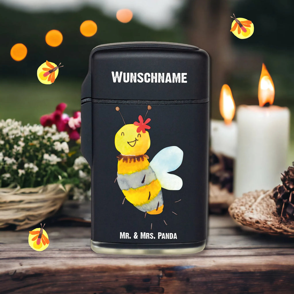 Personalised lighter bee flower Feuerzeug Mit Namen Und Symbol, Feuerzeug Mit Widmung, Individuelles Feuerzeug, Feuerzeug Personalisiert, Feuerzeug Für Männer Mit Namen, Feuerzeug mit Widmung, Feuerzeug Mit Persönlicher Gravur, Personalisiertes Feuerzeug, Feuerzeug Bedrucken Lassen, Feuerzeug Mit Gas nachfüllbar, Feuerzeug Selbst Gestalten, Feuerzeug Geschenk Mit Namen, Feuerzeug Für Frauen Personalisiert, Feuerzeug Als Geschenk Personalisiert, Feuerzeug Mit Text, Feuerzeug Mit Initialen, Feuerzeug Mit Datum, Feuerzeug Mit Namen, Feuerzeug Mit Spruch, Feuerzeug Mit Gravur, Hochwertiges Feuerzeug Mit Namen, Feuerzeug Mit Wunschtext, Graviertes Feuerzeug, Feuerzeug Mit Wunschname, Biene, Wespe, Hummel