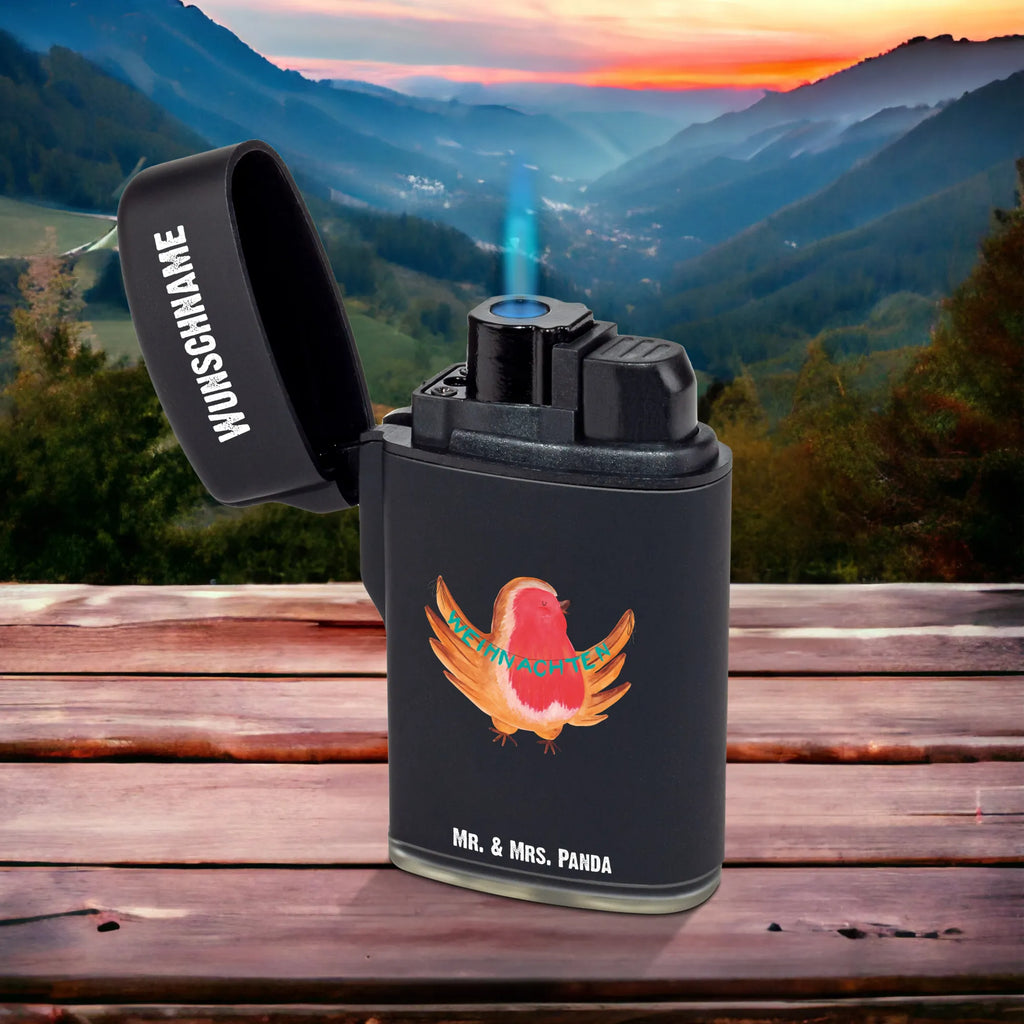 Personalisiertes Feuerzeug Rotkehlchen Weihnachten Feuerzeug Mit Gravur, Feuerzeug Mit Persönlicher Gravur, Hochwertiges Feuerzeug Mit Namen, Feuerzeug Mit Text, Feuerzeug Mit Gas nachfüllbar, Feuerzeug Selbst Gestalten, Feuerzeug Mit Wunschtext, Feuerzeug Als Geschenk Personalisiert, Feuerzeug Mit Namen Und Symbol, Feuerzeug Mit Datum, Feuerzeug Mit Widmung, Feuerzeug Geschenk Mit Namen, Feuerzeug Mit Spruch, Feuerzeug Mit Initialen, Feuerzeug Bedrucken Lassen, Individuelles Feuerzeug, Feuerzeug Für Männer Mit Namen, Feuerzeug mit Widmung, Graviertes Feuerzeug, Feuerzeug Personalisiert, Feuerzeug Für Frauen Personalisiert, Personalisiertes Feuerzeug, Feuerzeug Mit Namen, Feuerzeug Mit Wunschname, Winter, Weihnachten, Weihnachtsdeko, Nikolaus, Advent, Heiligabend, Wintermotiv, Weihnachtsmotiv, xmas, Weihnachtsgruß, Vogel, Frohe Weihnachten