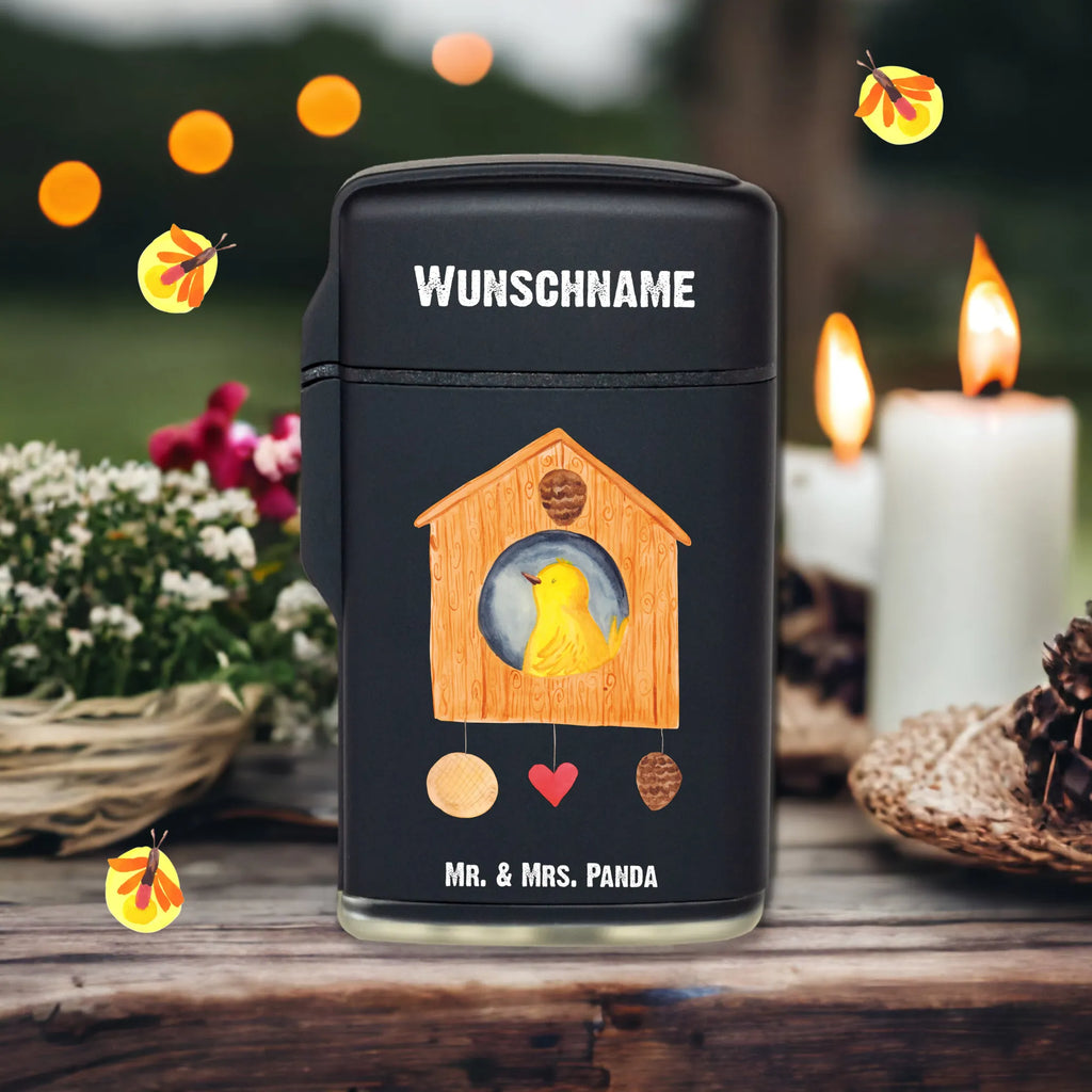 Personalisiertes Feuerzeug Vogelhaus sweet Home Feuerzeug Für Männer Mit Namen, Feuerzeug Als Geschenk Personalisiert, Feuerzeug Mit Namen Und Symbol, Feuerzeug Mit Text, Feuerzeug Mit Persönlicher Gravur, Feuerzeug Mit Initialen, Personalisiertes Feuerzeug, Feuerzeug Personalisiert, Feuerzeug Mit Gravur, Feuerzeug Für Frauen Personalisiert, Feuerzeug Bedrucken Lassen, Feuerzeug Mit Namen, Feuerzeug Mit Gas Nachfüllbar, Hochwertiges Feuerzeug Mit Namen, Feuerzeug Geschenk Mit Namen, Feuerzeug Mit Wunschtext, Individuelles Feuerzeug, Feuerzeug Mit Widmung, Feuerzeug Selbst Gestalten, Graviertes Feuerzeug, Feuerzeug Mit Wunschname, Feuerzeug Mit Datum, Feuerzeug Mit Spruch, Lustige Sprüche, Tiere, Tiermotive, Gute Laune, Geschenk, Einzug, Vogelhaus, Home Sweet Home, Vogel, Haus, Umzug, Hausbau, Einzugsgeschenk