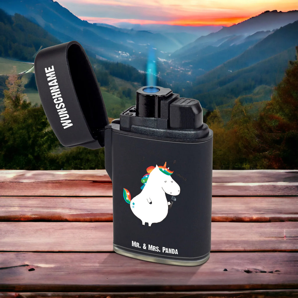 Personalisiertes Feuerzeug Einhorn Sänger Feuerzeug Als Geschenk Personalisiert, Feuerzeug Mit Widmung, Feuerzeug Mit Wunschtext, Personalisiertes Feuerzeug, Feuerzeug Bedrucken Lassen, Feuerzeug Selbst Gestalten, Feuerzeug Mit Namen, Feuerzeug Mit Initialen, Feuerzeug Mit Spruch, Feuerzeug Für Frauen Personalisiert, Feuerzeug Geschenk Mit Namen, Feuerzeug Mit Namen Und Symbol, Hochwertiges Feuerzeug Mit Namen, Feuerzeug Mit Wunschname, Feuerzeug mit Widmung, Graviertes Feuerzeug, Feuerzeug Mit Gas nachfüllbar, Feuerzeug Für Männer Mit Namen, Feuerzeug Mit Datum, Feuerzeug Mit Text, Individuelles Feuerzeug, Feuerzeug Mit Gravur, Feuerzeug Personalisiert, Feuerzeug Mit Persönlicher Gravur, Einhorn, Einhörner, Einhorn Deko, Unicorn, Freundin, Sängerin, Geburtstag, Glitzer, Party, Fest, Sänger, Konfetti, Disco, Feier