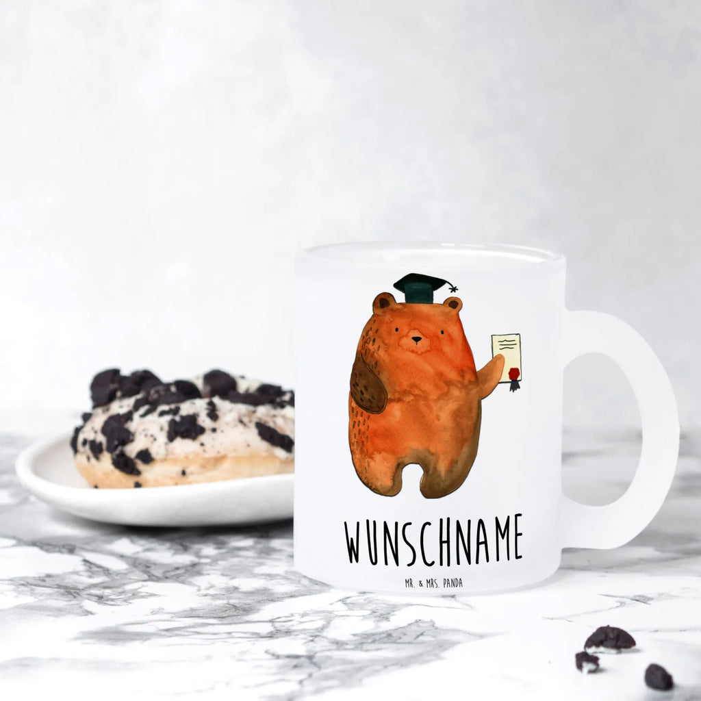 Personalisierte Teetasse Prüfungsbär Teetasse Modern Personalisiert, Personalisierte Teetasse, Teetasse Mit Gravur, Teetasse Mit Spruch, Teetasse Für Frauen Mit Spruch, Werbegeschenk mit Firmennamen, Teetasse Personalisiert, Teetasse Mit Wunschtext, Nachhaltige Teetasse Mit Wunschtext, Emailletasse Mit Wunschtext, Teetasse Mit Namen, Teetasse Für Männer Mit Namen, Vintage Teetasse Mit Gravur, Porzellantasse Mit Gravur, Teetasse Selbst Gestalten, Keramiktasse Mit Namen, Teetasse Für Kinder Mit Wunschtext, Tasse Für Tee Mit Namen, Mikrowellengeeignete Teetasse Mit Namen, Tasse Für Tee Mit Wunschtext, Teetasse Mit Henkel Und Text, Glas Teetasse Personalisiert, Firmengeschenk mit Wunschtext, Teetasse Groß Mit Namen, Lustige Teetasse Mit Namen, Spülmaschinenfeste Teetasse Mit Text, Lieblings Teetasse Mit Wunschtext, Design Teetasse Mit Gravur, Teetasse Bedruckt Mit Wunschtext, Teetasse Mit Liebevollem Text, Teetasse Geschenk Personalisiert, Teetasse Mit Tiermotiv Und Wunschtext, Teetasse Mit Initialen, Kleine Teetasse Mit Wunschtext, Bär, Teddy, Teddybär, Prüfung bestanden, Abitur, Zeugnis, Abschlusszeugnis, Prüfungen, Abschluss