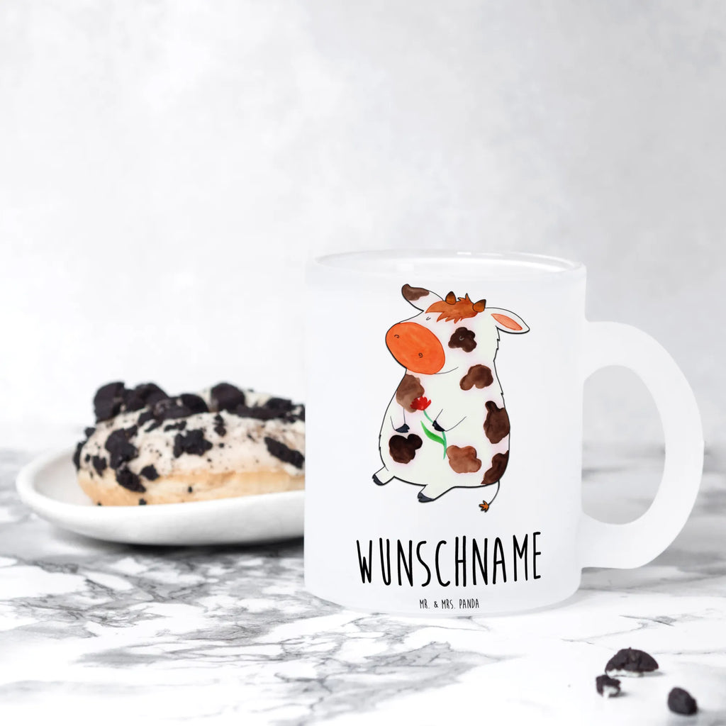 Personalisierte Teetasse Kuh Keramiktasse Mit Namen, Teetasse Mit Gravur, Teetasse Modern Personalisiert, Tasse Für Tee Mit Namen, Teetasse Für Kinder Mit Wunschtext, Lieblings Teetasse Mit Wunschtext, Kleine Teetasse Mit Wunschtext, Tasse Für Tee Mit Wunschtext, Teetasse Selbst Gestalten, Teetasse Für Männer Mit Namen, Lustige Teetasse Mit Namen, Firmengeschenk mit Wunschtext, Teetasse Mit Henkel Und Text, Vintage Teetasse Mit Gravur, Teetasse Mit Spruch, Porzellantasse Mit Gravur, Emailletasse Mit Wunschtext, Teetasse Mit Initialen, Glas Teetasse Personalisiert, Design Teetasse Mit Gravur, Teetasse Für Frauen Mit Spruch, Spülmaschinenfeste Teetasse Mit Text, Teetasse Mit Liebevollem Text, Teetasse Groß Mit Namen, Mikrowellengeeignete Teetasse Mit Namen, Teetasse Geschenk Personalisiert, Teetasse Personalisiert, Personalisierte Teetasse, Teetasse Mit Namen, Werbegeschenk mit Firmennamen, Teetasse Mit Wunschtext, Teetasse Bedruckt Mit Wunschtext, Nachhaltige Teetasse Mit Wunschtext, Teetasse Mit Tiermotiv Und Wunschtext, Bauernhof, Hoftiere, Landwirt, Landwirtin, Milch, Flausen, Träume, Spruch, Magie, Motivtion, Kuh, Kühe, Hof, Milchkuh