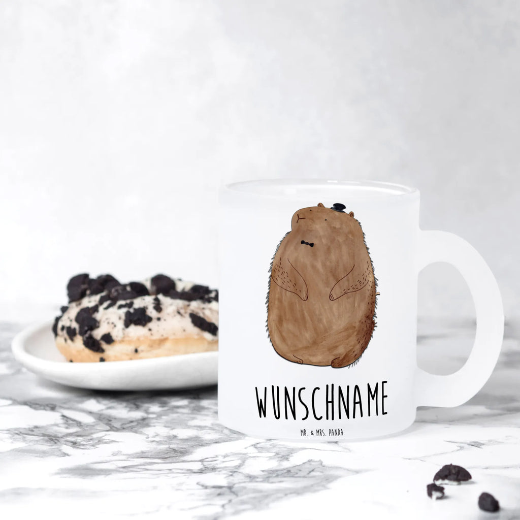 Personalisierte Teetasse Murmeltier Teetasse Mit Initialen, Lustige Teetasse Mit Namen, Teetasse Mit Spruch, Teetasse Selbst Gestalten, Mikrowellengeeignete Teetasse Mit Namen, Keramiktasse Mit Namen, Kleine Teetasse Mit Wunschtext, Porzellantasse Mit Gravur, Teetasse Mit Tiermotiv Und Wunschtext, Teetasse Personalisiert, Emailletasse Mit Wunschtext, Lieblings Teetasse Mit Wunschtext, Teetasse Mit Namen, Teetasse Mit Henkel Und Text, Tasse Für Tee Mit Wunschtext, Tasse Für Tee Mit Namen, Teetasse Für Kinder Mit Wunschtext, Teetasse Für Männer Mit Namen, Vintage Teetasse Mit Gravur, Firmengeschenk mit Wunschtext, Personalisierte Teetasse, Nachhaltige Teetasse Mit Wunschtext, Teetasse Mit Wunschtext, Teetasse Geschenk Personalisiert, Glas Teetasse Personalisiert, Werbegeschenk mit Firmennamen, Teetasse Mit Liebevollem Text, Teetasse Für Frauen Mit Spruch, Teetasse Mit Gravur, Teetasse Modern Personalisiert, Design Teetasse Mit Gravur, Teetasse Groß Mit Namen, Spülmaschinenfeste Teetasse Mit Text, Teetasse Bedruckt Mit Wunschtext, Tiermotive, Gute Laune, lustige Sprüche, Tiere, Murmeltier, Anstand, Freundlichkeit, Fröhlichkeit, Respekt, Knigge