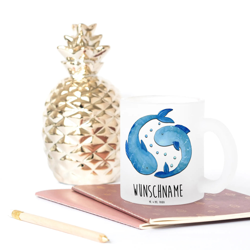Personalisierte Teetasse Sternzeichen Fische Porzellantasse Mit Gravur, Lustige Teetasse Mit Namen, Teetasse Mit Tiermotiv Und Wunschtext, Teetasse Für Männer Mit Namen, Firmengeschenk mit Wunschtext, Spülmaschinenfeste Teetasse Mit Text, Vintage Teetasse Mit Gravur, Teetasse Mit Wunschtext, Nachhaltige Teetasse Mit Wunschtext, Teetasse Selbst Gestalten, Teetasse Für Kinder Mit Wunschtext, Tasse Für Tee Mit Namen, Teetasse Bedruckt Mit Wunschtext, Teetasse Mit Namen, Teetasse Für Frauen Mit Spruch, Glas Teetasse Personalisiert, Teetasse Groß Mit Namen, Lieblings Teetasse Mit Wunschtext, Design Teetasse Mit Gravur, Teetasse Mit Spruch, Tasse Für Tee Mit Wunschtext, Keramiktasse Mit Namen, Teetasse Geschenk Personalisiert, Teetasse Personalisiert, Mikrowellengeeignete Teetasse Mit Namen, Teetasse Mit Henkel Und Text, Emailletasse Mit Wunschtext, Teetasse Mit Initialen, Kleine Teetasse Mit Wunschtext, Teetasse Modern Personalisiert, Teetasse Mit Liebevollem Text, Werbegeschenk mit Firmennamen, Teetasse Mit Gravur, Personalisierte Teetasse, Tierkreiszeichen, Sternzeichen, Horoskop, Astrologie, Aszendent, Fische Sternzeichen, Geburtstag März, Geschenk Februar, Fische Sternbild, Geschenk März, Geburtstag Februar, Fische Geschenk, Fisch