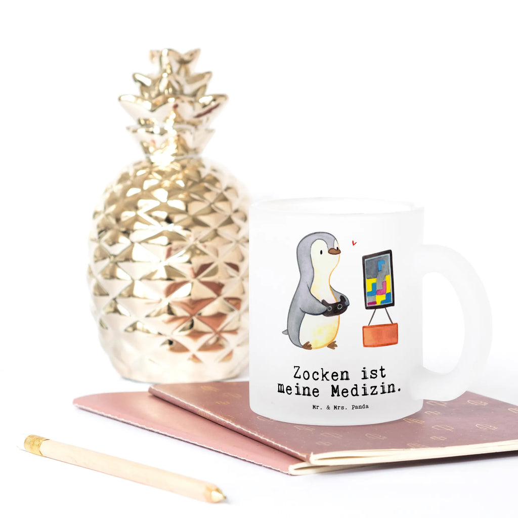 Glass tea cup penguin Gamble tea glass, tea, Tea cup, glass, mug, Gift, sport, hobby, giving, thank you, award, profit, athlete, gaming, Gambling, video games