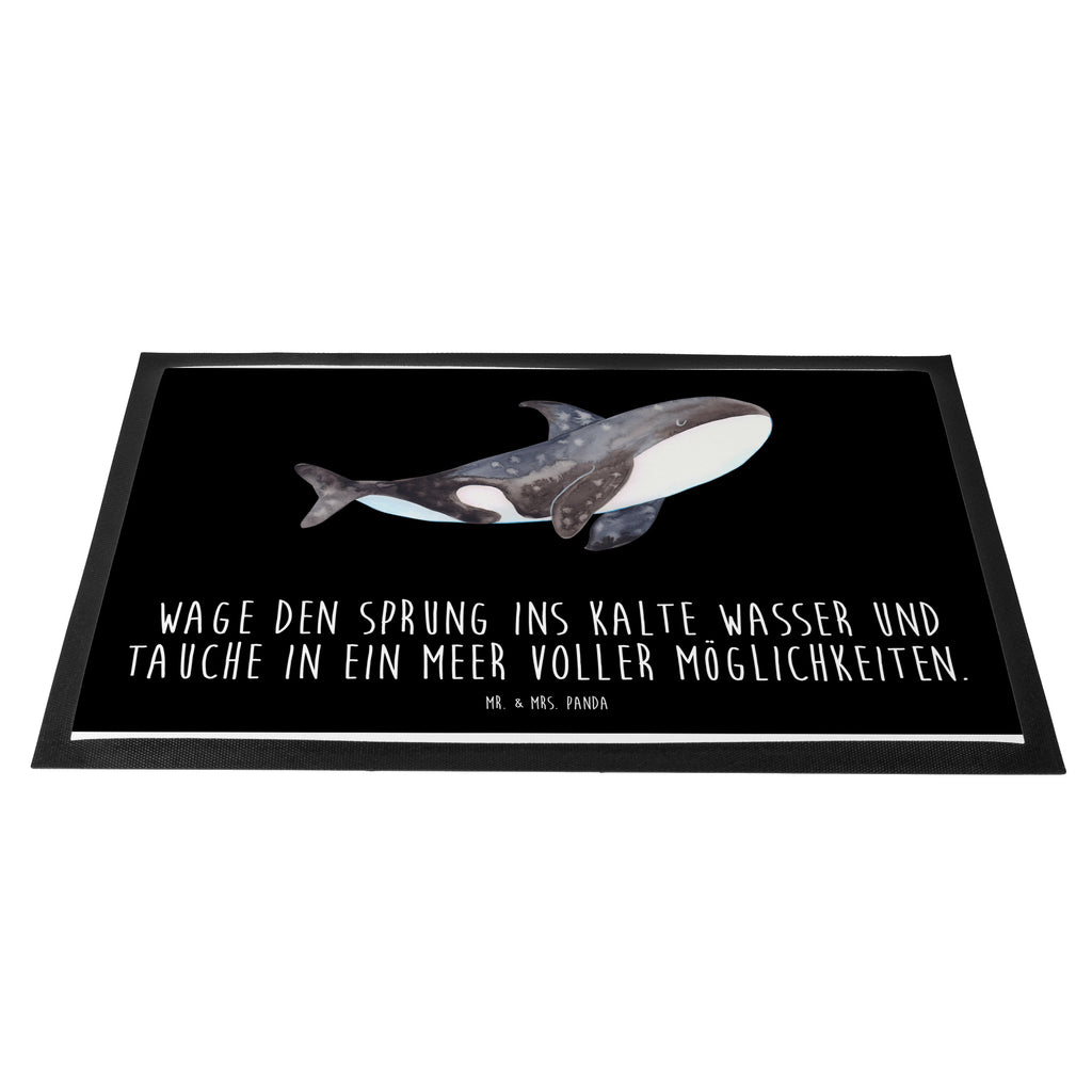 Fußmatte Orca Fussmatten, Fußmatte outdoor, Eingangsteppich, Fußabstreifer, Fußmatten, Türvorleger, Schmutzfangteppich, Fußabtreter, Schmutzfangmatte, Schmutzfänger, Sauberlaufmatte, Gummimatte, Motivfußmatte, Fußmatte außen wetterfest, Fußabstreifer außen, Fußmatte außen, Fußabtreter außen, Matte, Fußmatte waschbar, Türmatte, Schmutzfangmatte waschbar, Vorleger, Fussmatten online, Fußmatte innen, Haustürmatte, Schmutzmatte, Gummi Matte, Meerestiere, Meer, Urlaub, Startup, Neustart, Arbeit, Orcas, Killerwal, Selbstliebe, Möglichkeiten, Büro, Wal, Orca, Motivation