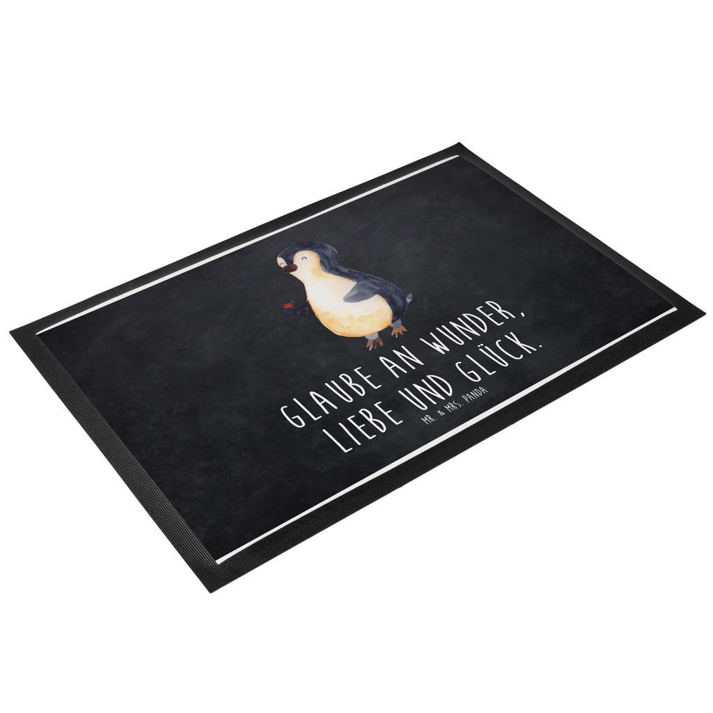 Fußmatte Pinguin Marienkäfer Fußabtreter außen, Schmutzfangmatte, Schmutzfangteppich, Fußabstreifer außen, Fussmatten online, Türmatte, Schmutzmatte, Schmutzfänger, Schmutzfangmatte waschbar, Eingangsteppich, Fußmatte innen, Motivfußmatte, Matte, Fußabtreter, Fußabstreifer, Fußmatte waschbar, Gummi Matte, Vorleger, Fußmatten, Fussmatten, Sauberlaufmatte, Türvorleger, Fußmatte außen, Fußmatte outdoor, Fußmatte außen wetterfest, Haustürmatte, Gummimatte, Pinguin, Glück, Pinguine, Freude, Wunder, Lebensfreude, Marienkäfer, Liebe