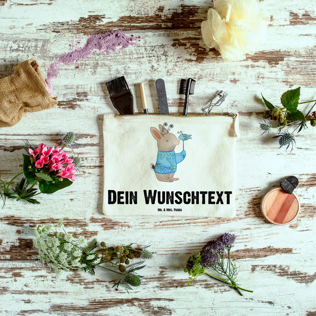 Personalised make-up bag Fish Astrology Schminktasche Klein Personalisiert, Schminktäschchen Mit Initialen, Schminktasche Zum Aufhängen Mit Name, Stifteaufbewahrung Personalisiert, Schminktasche Mit Reißverschluss Und Namen, Schminktasche Für Teenager Mit Namen, Schminktasche Für Mädchen Mit Wunschtext, Kosmetiktasche Personalisiert, Schminktasche Tiermotiv Mit Namen, Kosmetiktasche Damen Mit Namen, Schminkbeutel Mit Gravur, Schminktasche Mit Wunschtext, Make-Up Tasche Mit Name, Stiftetasche mit Wunschtext, Schminktasche Für Unterwegs Mit Wunschtext, Aufbewahrung Für Schminke Mit Namen, Schminktasche Reise Mit Namen, Schminktasche Leder Mit Gravur, Kosmetiktasche Für Handtasche Personalisiert, Schminktasche Geschenk Personalisiert, Kosmetiktasche Zum Mitnehmen Mit Namen, Kulturbeutel Damen Personalisiert, Reise-Kosmetiktasche Mit Name, Personalisierte Schminktasche, Schminktasche Für Unterwegs Mit Personalisierung, Schminktasche Stoff Mit Namen, Schminktasche Mit Fächern Personalisiert, Kosmetiktasche Organizer Mit Wunschtext, Schminktasche Nachhaltig Mit Wunschtext, Schminktasche Blumen Mit Initialen, Schminktasche Groß Mit Wunschtext, Schminktasche Mit Muster Und Namen, Schminktasche Mit Namen, Tierkreiszeichen, Sternzeichen, Horoskop, Astrologie, Aszendent, Geburtstagsgeschenk, Geschenkidee zum Geburtstag, Fischer