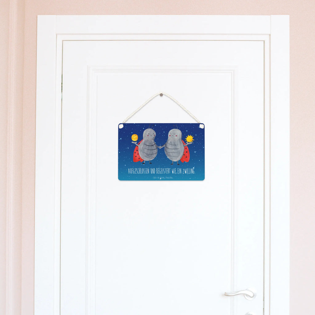 Deko Schild Sternzeichen Zwilling Wandschild, Schild, Türschild, Holzschild, Deko Wandtafel, Spruchschild, Motivschild, hängeschild, wandhänger, dekotafel, sprüche schild, dekoschilder, holzbild, Türschild Familie, Schild mit Spruch, Deko Schild, Dekoschild, Holztafel, Küchenschild, dekoration schild, wandtafel, Badschild, Horoskop, Sternzeichen, Astrologie, Tierkreiszeichen, Aszendent, Geschenk Mai, Zwillingsbruder, Zwillinge, Geschenk Juni, Marienkäfer, Zwillingsschwester, Zwilling Sternzeichen, Geburtstag Mai, Glückskäfer, Zwilling Geschenk