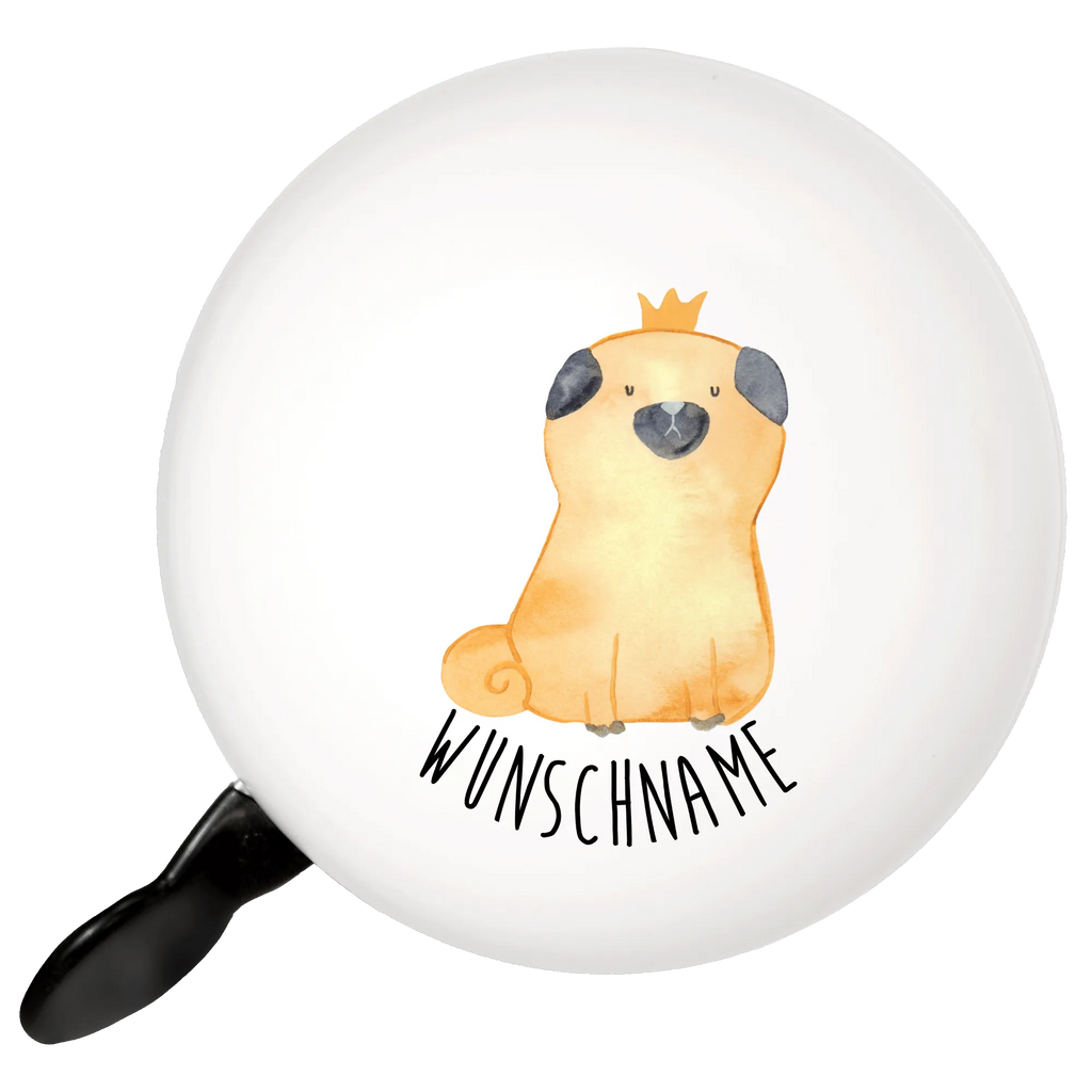 Personalisierte Fahrradklingel Mops Krone Fahrradklingel Für Kinder Mit Namen, Personalisierte Fahrradklingel, Fahrradklingel Individuell Gestalten, Fahrradklingel Mit Text, Fahrradklingel Mit Wunschdesign, Fahrradklingel Für Roller Mit Wunschtext, Fahrradklingel Für Jungen Mit Wunschtext, Fahrradklingel Mit Personalisierung, Runde Fahrradklingel Mit Wunschtext, Fahrradklingel Einfach Montierbar Mit Wunschtext, Fahrradklingel Für Herren Mit Gravur, Bunte Fahrradklingel Personalisiert, Fahrradklingel Mit Spruch Und Name, Fahrradklingel Für Damen Personalisiert, Fahrradklingel Für E-Bike Mit Gravur, Fahrradklingel Mit Namen, Fahrradklingel Mit Wunschtext, Fahrradklingel Personalisiert Mit Namen, Lustige Fahrradklingel Mit Wunschtext, Fahrradglocke Mit Gravur, Fahrradklingel Mit Liebevoller Botschaft, Fahrradklingel Geschenk Personalisiert, Fahrradklingel Mit Initialen, Klassische Fahrradklingel Mit Namen, Fahrradklingel Mit Eigener Botschaft, Fahrradklingel Modern Mit Gravur, Fahrradklingel Für Mädchen Mit Namen, Fahrradklingel Für Citybike Mit Namen, Fahrradklingel Mit Gravur, Fahrradklingel Selbst Gestalten, Sprüche, Hund, Hunderasse, Hundebesitzer, Hundemotiv, Haustier, Tierliebhaber, Hundebesitzer. Spruch, Lustig, Mops, Kinderlos, Allergisch, Hausregel