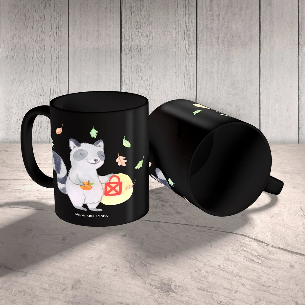 Mug Raccoon Lantern Geschenktasse, Teetasse, Keramiktasse, Bürotasse, Tasse mit Zitaten, Porzellantasse, Tasse, Tasse mit Motiven, Kaffeetasse, Halloween, Deko, Martinssingen, Dekoration, Geschenke, Schenken, Trick or Treat, Waschbär, Laterne, Süßes sonst gibt's saures, Herbst, Halloween Deko