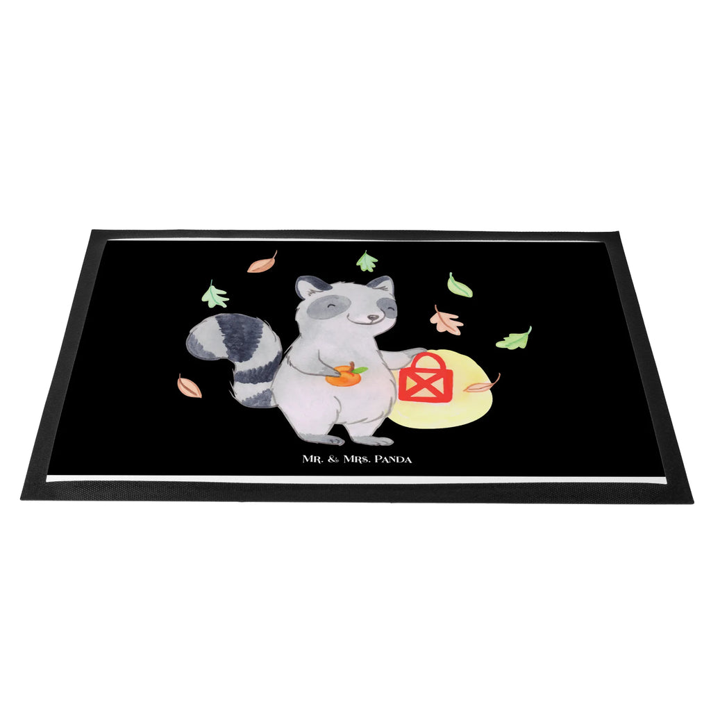 Doormat Raccoon Lantern Fußmatte waschbar, Vorleger, Schmutzfangmatte waschbar, Schmutzfänger, Haustürmatte, Fussmatten online, Fußabtreter außen, Sauberlaufmatte, Schmutzfangteppich, Gummimatte, Türmatte, Eingangsteppich, Fußmatte außen, Fußabstreifer, Fußabtreter, Gummi Matte, Fußmatten, Türvorleger, Schmutzmatte, Fussmatten, Fußmatte innen, Motivfußmatte, Schmutzfangmatte, Matte, Fußmatte außen wetterfest, Fußmatte outdoor, Fußabstreifer außen, Halloween, Deko, Martinssingen, Dekoration, Geschenke, Schenken, Trick or Treat, Laterne, Herbst, Waschbär, Halloween Deko, Süßes sonst gibt's saures