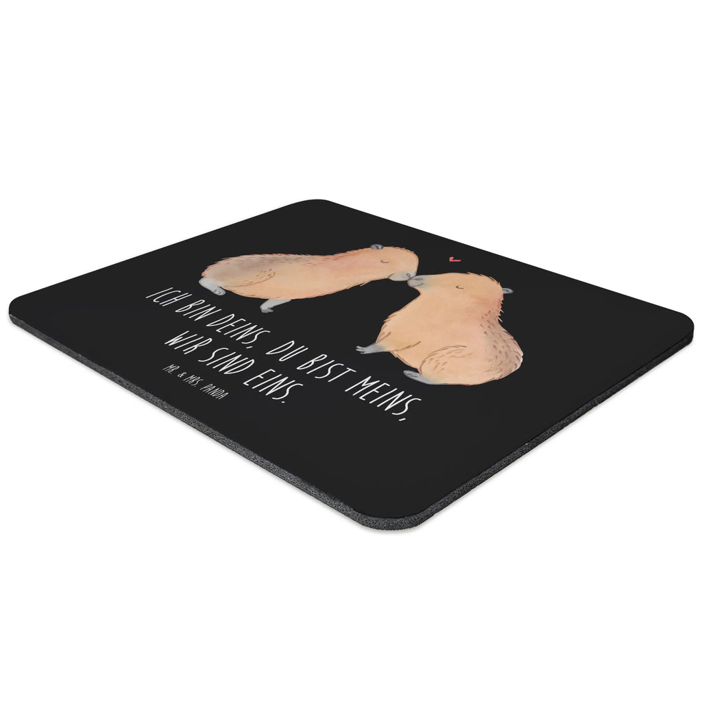 Mouse mat Capybara love Einzigartiges Mauspad, Mausunterlage, Arbeitszimmer, PC Zubehör, Mauspad, Büroausstattung, Computer zubehör, Mauspad Büro, Designer Mauspad, Mousepad, Tiermotive, Gute Laune, lustige Sprüche, Tiere, Tierliebe, Liebesspruch, Capybara, Herzlich, Ehejubiläum, Beziehung, Geschenkidee, verliebt, Valentinstag, Verschmolzen, Romantisches Geschenk, Jahrestag, Ich bin deins, Partnertiere, Handgezeichnet, Kuschel Capybaras, Paar, Liebesbeweis, Du bist meins, Liebe