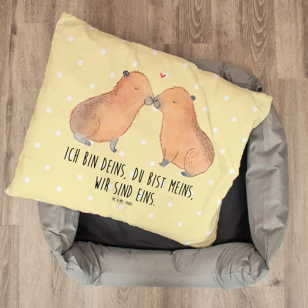 Katzenbett Capybara Liebe Katenborb, Kater, Katze, Körbchen, Katzenliege, Katzenbett, Tierbett, Lustige Sprüche, Tiere, Tiermotive, Gute Laune, Jahrestag, Du Bist Meins, Kuschel Capybaras, Tierliebe, Ich Bin Deins, Partnertiere, Romantisches Geschenk, Ehejubiläum, Verschmolzen, Beziehung, Capybara, Valentinstag, Liebe, Liebesbeweis, Liebesspruch, Geschenkidee, Verliebt, Herzlich, Handgezeichnet, Paar