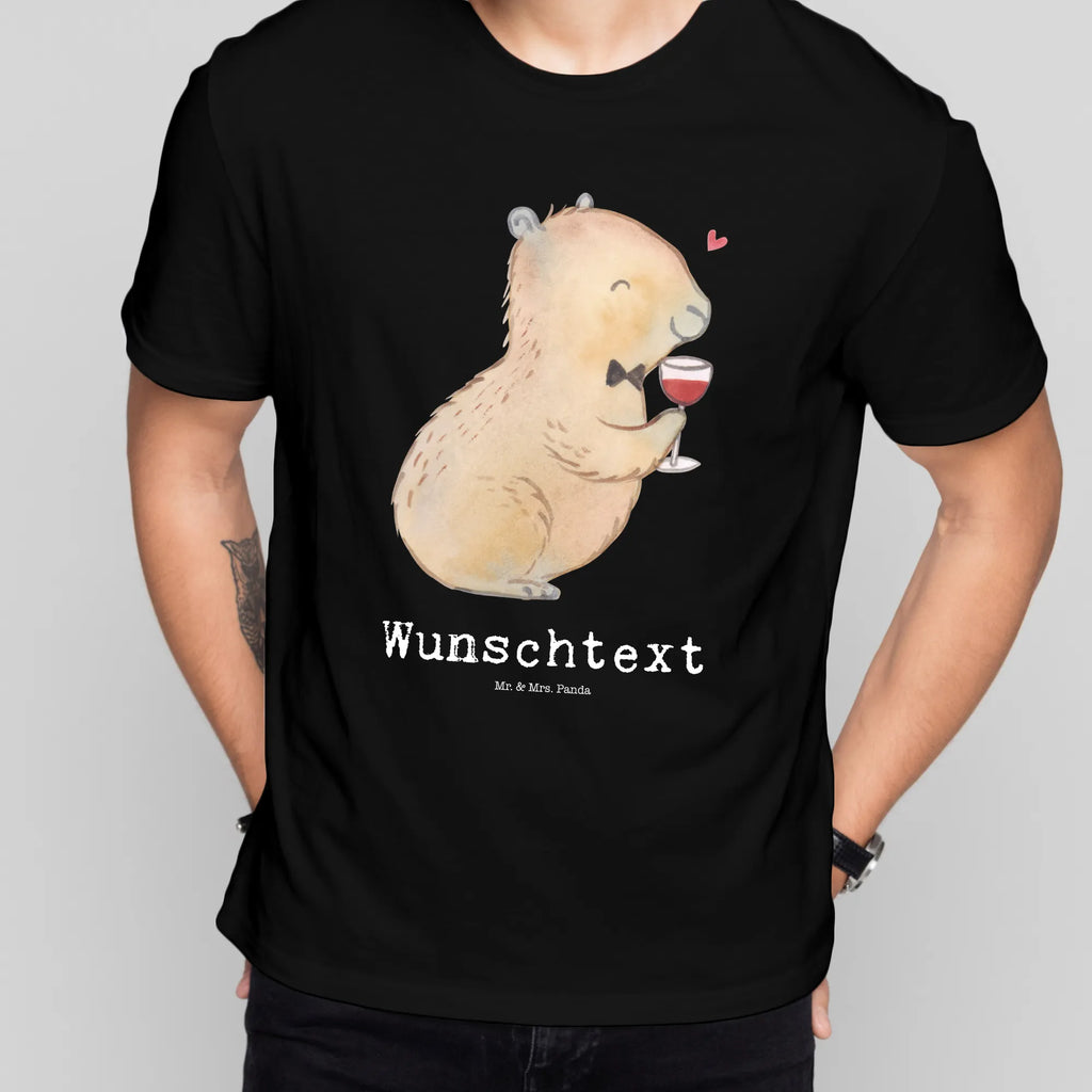 Personalised T-Shirt Capybara wine T-Shirt mit Namen, T-Shirt Personalisiert, T-Shirt mit Aufruck, Männer, Frauen, Gute Laune, lustige Sprüche, Tiere, Tiermotive, Weintrinkendes Nagetier, Capybara Kunstwerk, Liebe zum Wein Spruch, Weinliebhaber Geschenk, Panda Handzeichnung, Heiterer Capybara, Adrette Tiere, Capybara Zeichnung, Handgezeichnetes Capybara, Capybara Weinflasche, Geschenk für Weinkenner, Stilvolles Capybara, Wein Spaßbild
