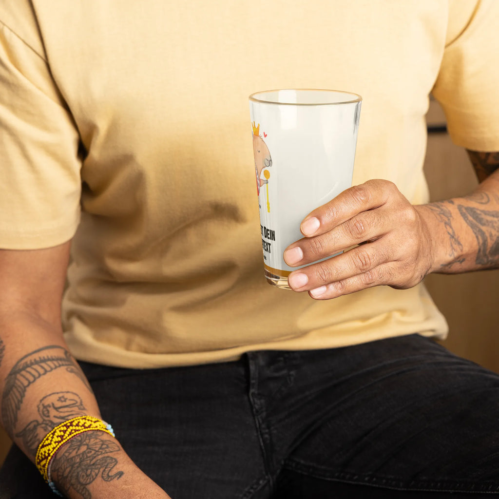 Personalisiertes Trinkglas Capybara König Kristall Trinkglas Mit Wunschname, Premium Whiskyglas Mit Namensgravur, Premium Sektglas Mit Wunschname, Premium Longdrinkglas Mit Namen, Premium Weinglas Mit Wunschname, Hochwertiges Trinkglas Mit Namensgravur, Premium Trinkglas Dünnwandig Mit Namen, Premium Trinkglas Mit Namen, Edles Trinkglas Mit Namen, Premium Trinkglas Aus Kristallglas Mit Namen, Premium Trinkglas Geschenkidee Mit Namen, Premium Cocktailglas Mit Namensgravur, Premium Trinkglas Spülmaschinenfest Mit Namensgravur, Designer Trinkglas Mit Namensgravur, Premium Trinkglas Für Bar Mit Namensgravur, Premium Saftglas Mit Namensgravur, Premium Tumbler Mit Wunschname, Luxus Trinkglas Mit Wunschname, Premium Trinkglas Ohne Henkel Mit Namen, Premium Bierglas Mit Namen, Premium Likörglas Mit Namen, Premium Trinkglas Mit Henkel Und Namensgravur, Premium Barglas Mit Wunschname, Kristallklares Trinkglas Mit Namensgravur, Premium Trinkglas Für Zuhause Mit Wunschname, Premium Trinkglas Aus Borosilikatglas Mit Wunschname, Premium Trinkglas Dickwandig Mit Wunschname, Premium Trinkglas Set Mit Wunschname, Premium Glas-Set Mit Namensgravur, Premium Wasserglas Mit Namen, Personalisierbares Premium Trinkglas Mit Namensgravur, Lustige Sprüche, Tiere, Tiermotive, Gute Laune, König, Capybara