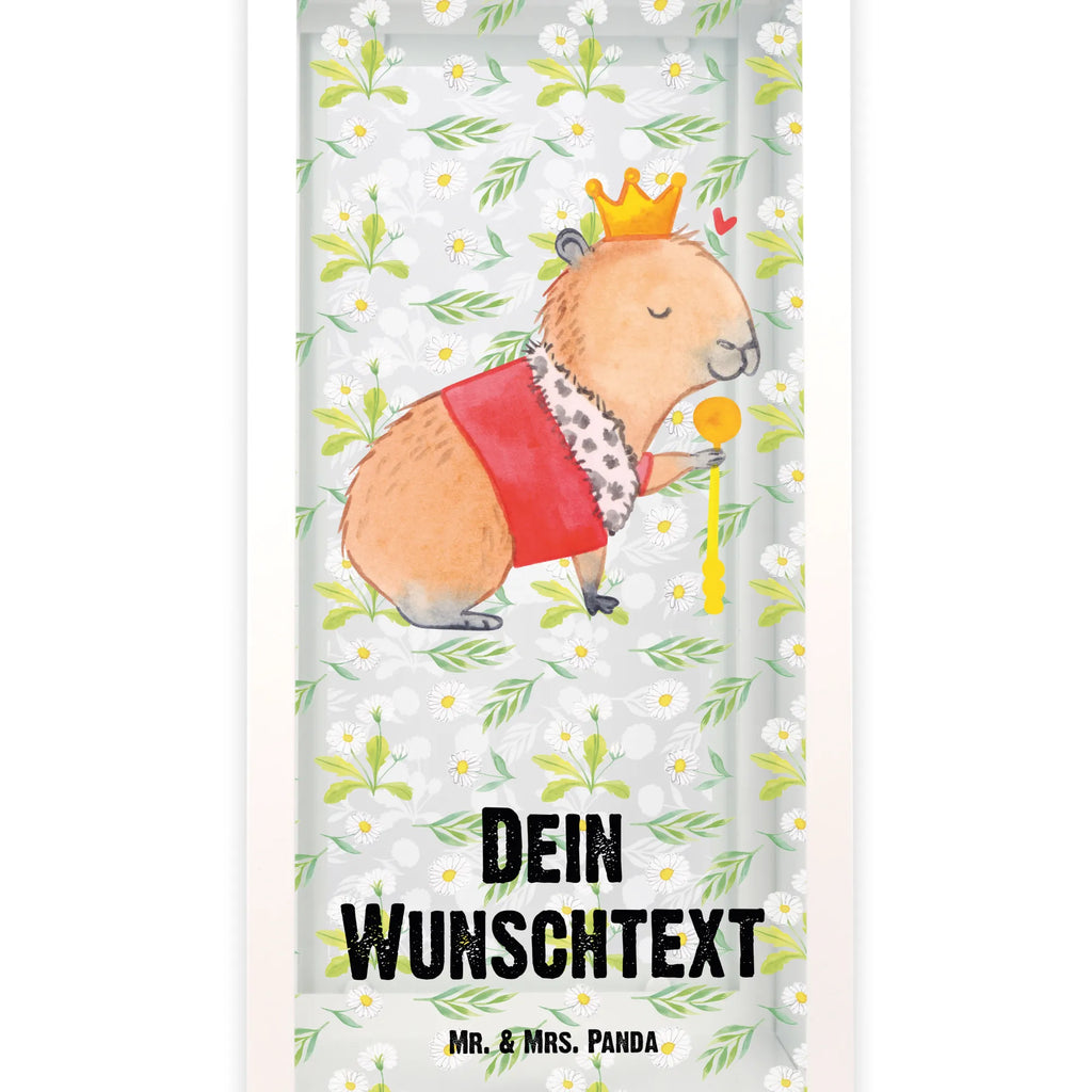 Personalisierte Deko Laterne Capybara König Laterne Mit Blumenmotiv Und Wunschname, Landhausstil-Laterne Mit Namen, XXL-Laterne Mit Wunschname, Gartenlaterne Personalisiert, Skandinavische Laterne Mit Namen, Laterne Mit Sternenmuster Und Namen, Innenraum-Laterne Mit Namen, Lichterlaterne Mit Wunschname, Metalllaterne Mit Namen, Personalisierte Deko Laterne, Pastellfarbene Laterne Mit Namensdruck, Glaslaterne Mit Wunschname, Windlichtlaterne Mit Namensgravur, Vintage-Laterne Personalisiert, Laterne Mit Griff Und Wunschname, Laternenwindlicht Mit Namen, Shabby-Chic-Laterne Mit Wunschname, Terrasse-Laterne Mit Wunschnamen, Minimalistische Laterne Mit Namen, Tischlaterne Mit Wunschname, Spiegelglas-Laterne Mit Namensdruck, LED-Laterne Mit Namensgravur, Romantische Laterne Mit Wunschname, Klassische Laterne Mit Namensgravur, Lichterkettenlaterne Mit Namen, Maritim-Laterne Mit Wunschname, Hängelaterne Deko Mit Namen, Orientalische Laterne Mit Namensdruck, Weiße Laterne Mit Wunschname, Holzlaterne Mit Namensdruck, Hängelaterne Mit Namensgravur, Stellbare Laterne Mit Namen, Laternen-Set Personalisiert, Motivlaterne Mit Namensgravur, Kerzenlaterne Mit Namensdruck, Moderne Laterne Mit Namen, Laterne Deko Mit Namen, Wetterfeste Laterne Mit Wunschname, Kleine Laterne Mit Namensdruck, Teelichthalter Laterne Mit Wunschname, Outdoor-Laterne Mit Wunschname, Deko Laterne Mit Namen, Rustikale Laterne Mit Namensgravur, Beleuchtete Laterne Mit Namen, Dekolaterne Mit Wunschname, Tiermotive, Gute Laune, lustige Sprüche, Tiere, König, Capybara