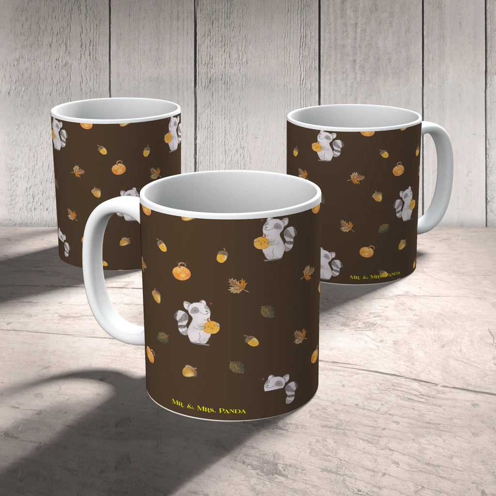Tasse Waschbär Kürbis Muster Bürotasse, Kaffeetasse, Porzellantasse, Teetasse, Tasse mit Motiven, Tasse mit Zitaten, Tasse, Geschenktasse, Keramiktasse, Halloween, Deko, Martinssingen, Dekoration, Geschenke, Schenken, Kürbis, Halloween Deko, Süßes sonst gibt's saures, Waschbär, Trick or Treat