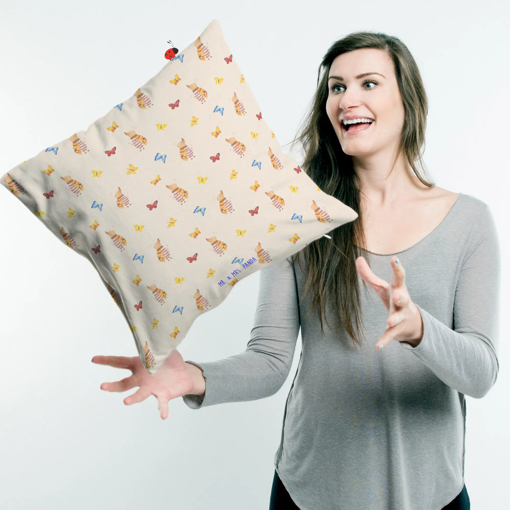 40x40 Kissen Nachtfalter Fähnchen Muster Kissenbezüge, Kopfkissen, Sofakissen, Motivkissen, Kissenbezug 40x40, Zierkissen, Sofakissen 40x40, Kopfkissen 40x40, Kissen, Couchkissen, Kissen 40x40, Kissen 40x40 Waschbar, sitzkissen, Kissenhülle 40x40, Dekokissen, sofakissen, Dekokissen 40x40, Dekokissen Sofa, Kissenhülle, Tiermotive, Gute Laune, lustige Sprüche, Tiere, Käfer, süß, Spruch lustig, Küche Deko, niedlich, Spruch witzig, Nachtfalter, Was kostet die Welt